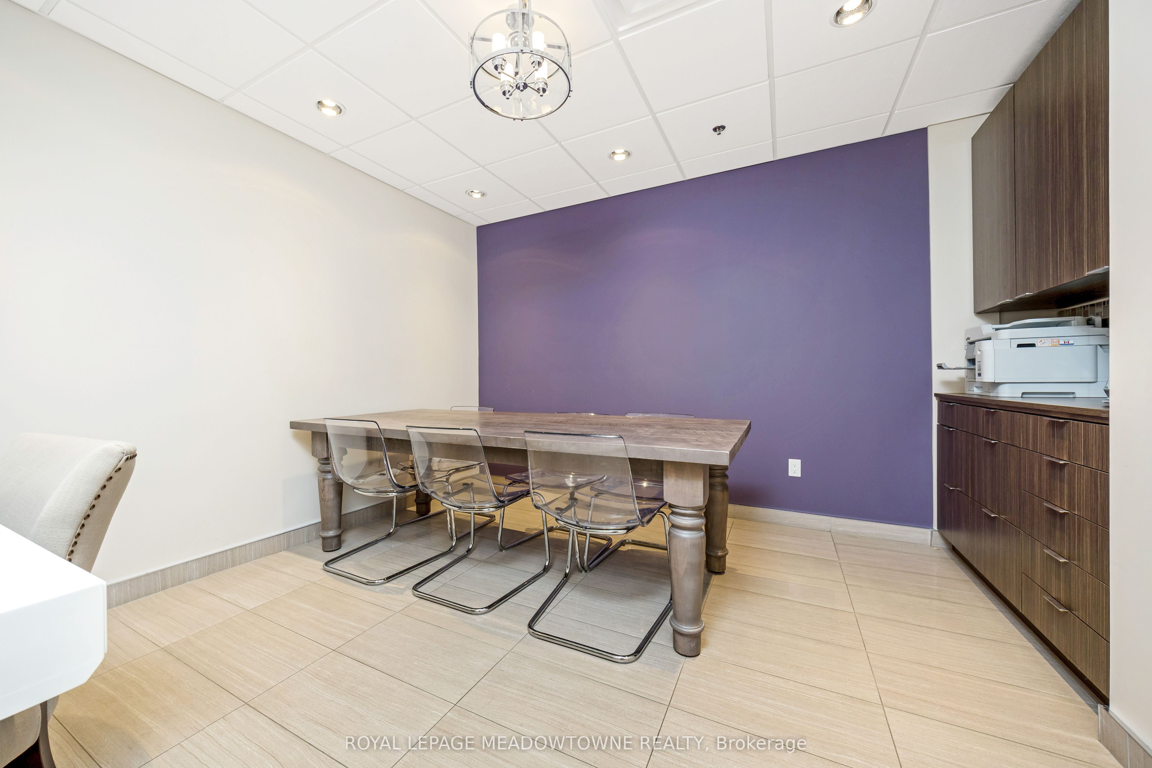 #110 - 450 Bronte Street Property Photo 14