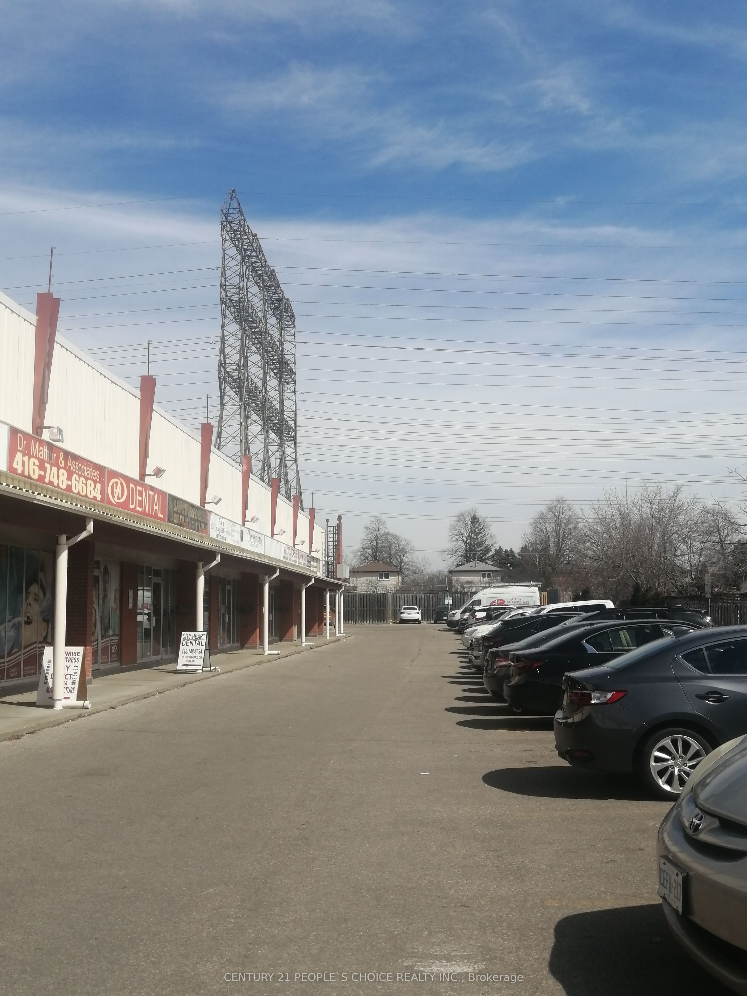 #113 - 127 Westmore Drive Property Photo 3