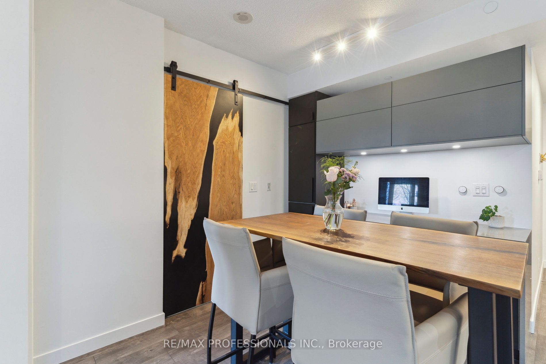 165 Legion Road N 434 Property Photo 12