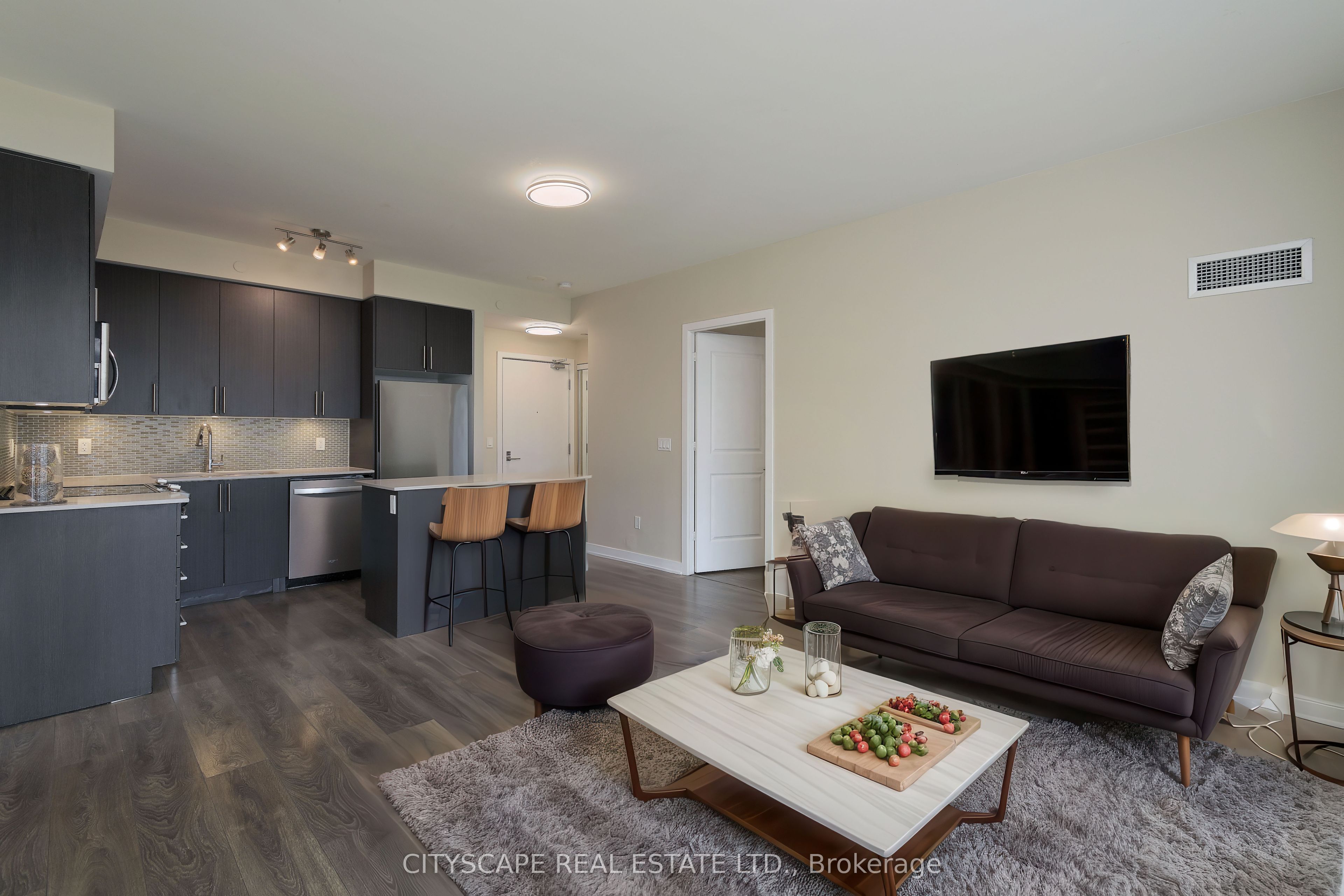 #308 - 4655 Glen Erin Drive Property Photo 8