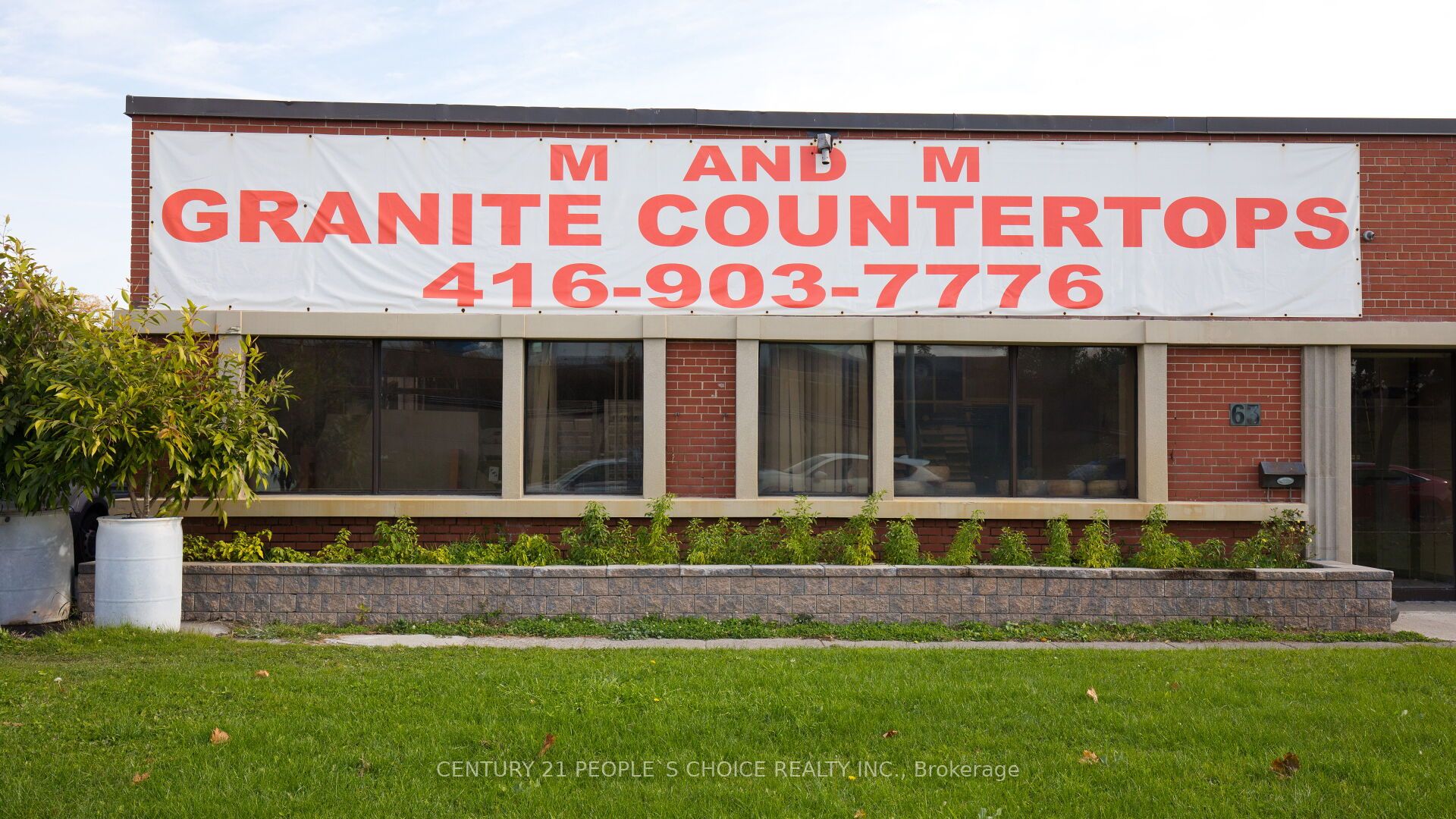 #01 - 63 Torbarrie Road Property Photo 1