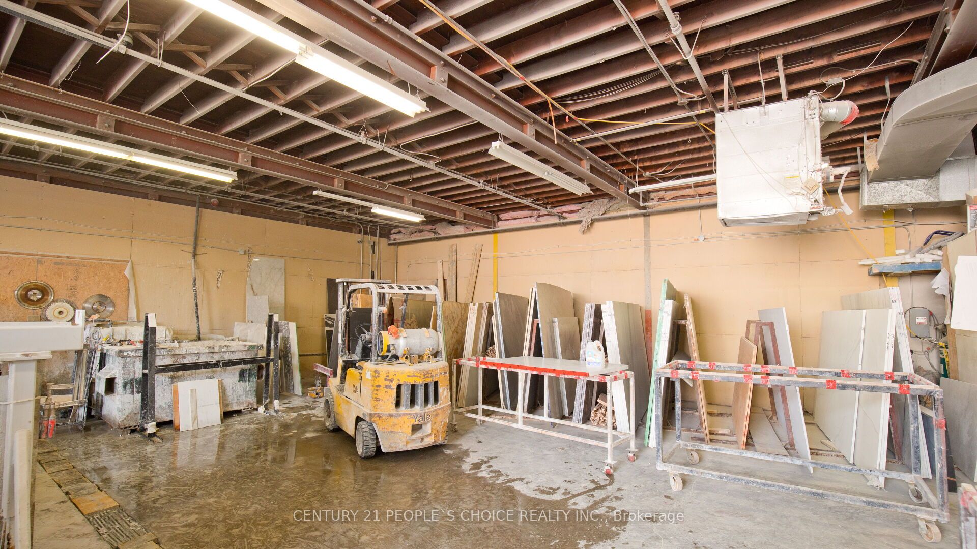 #01 - 63 Torbarrie Road Property Photo 31