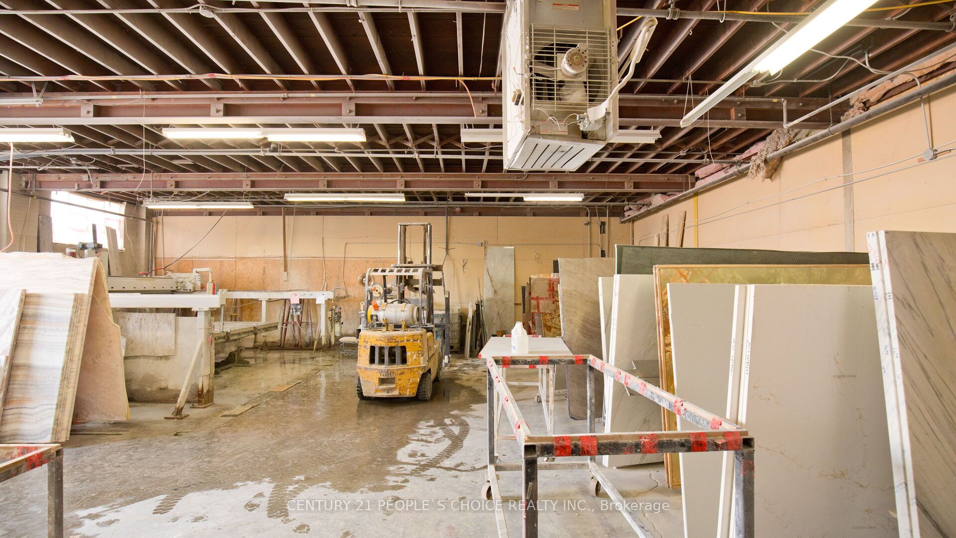 #01 - 63 Torbarrie Road Property Photo 34