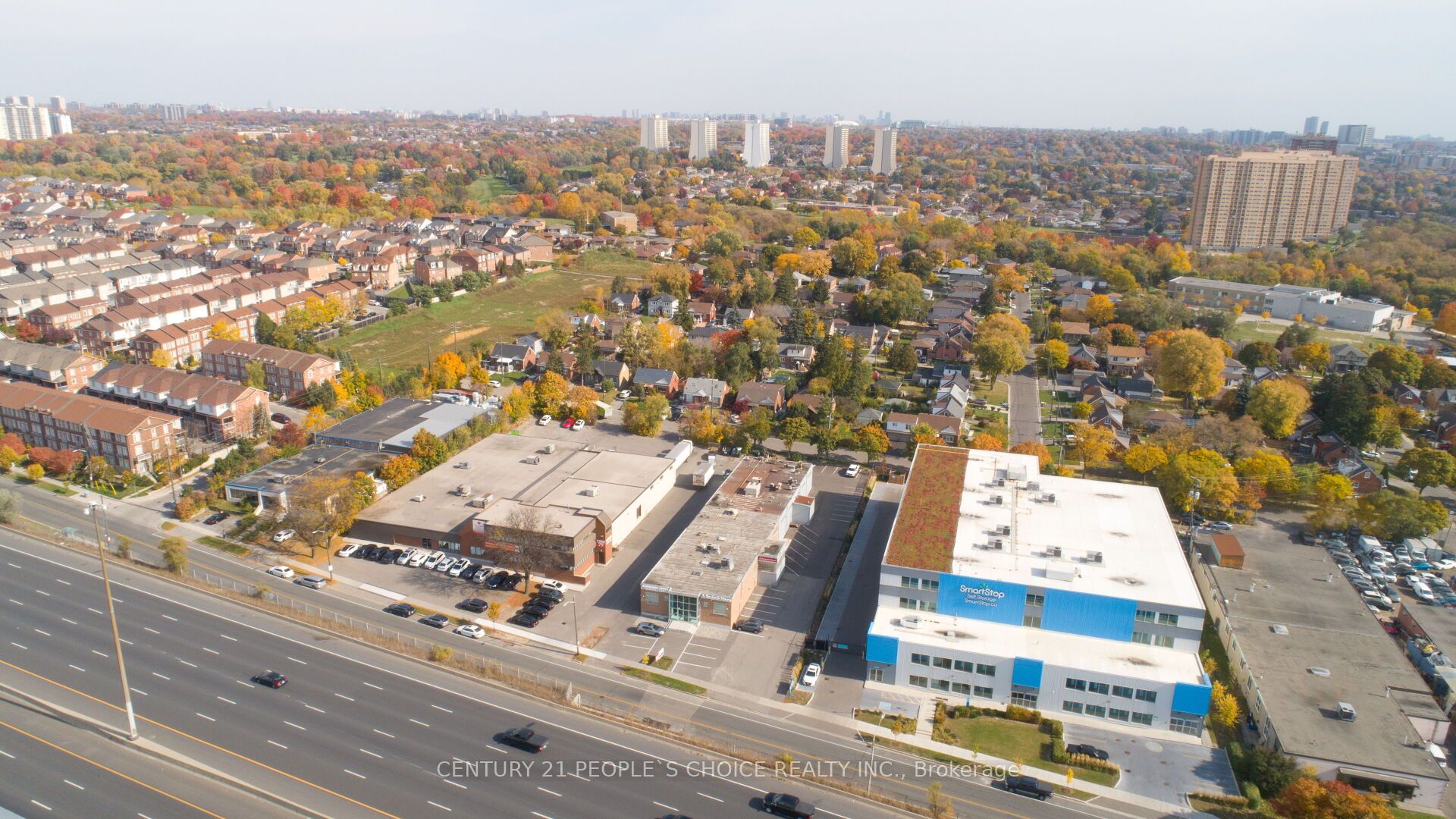 #01 - 63 Torbarrie Road Property Photo 42