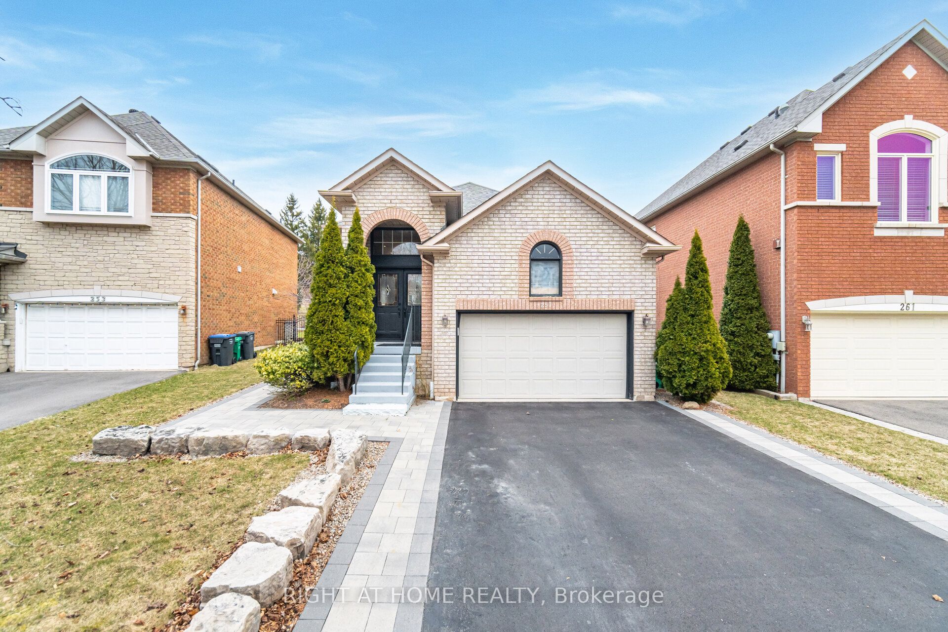 257 Anthony Avenue Property Photo 1