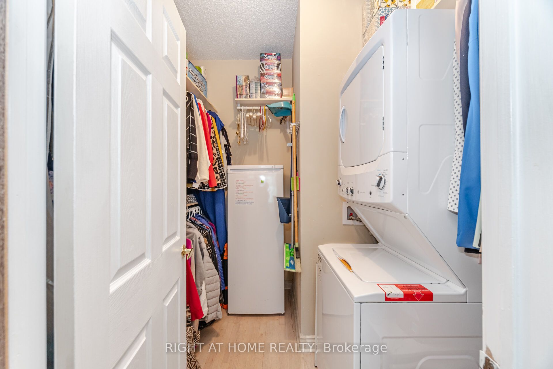 257 Anthony Avenue Property Photo 23