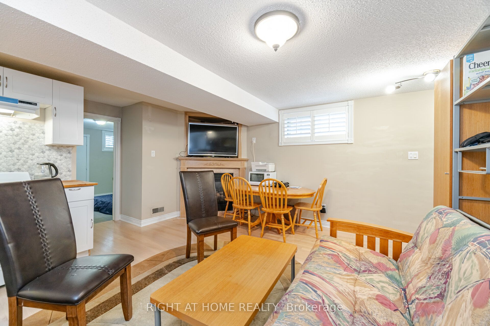 257 Anthony Avenue Property Photo 37