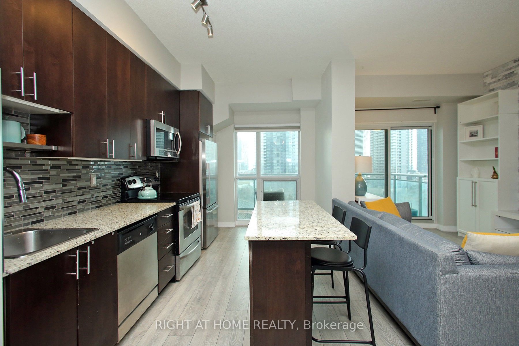 155 Legion Road N 1002 Property Photo 16