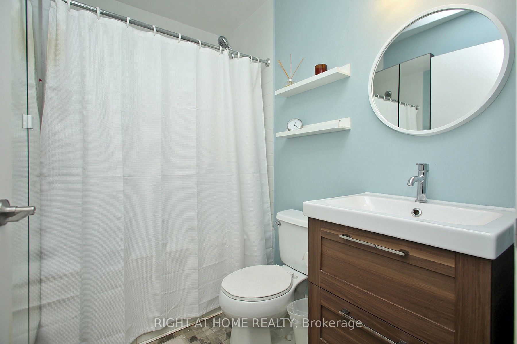 155 Legion Road N 1002 Property Photo 27