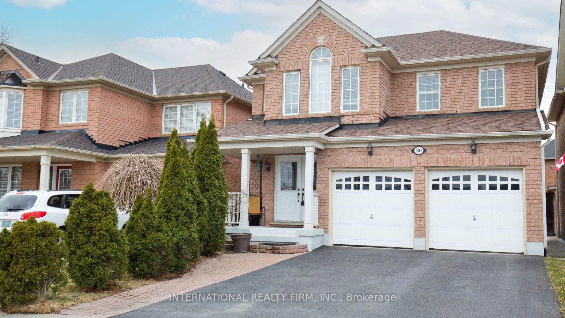 30 Benmore Crescent Property Photo 2