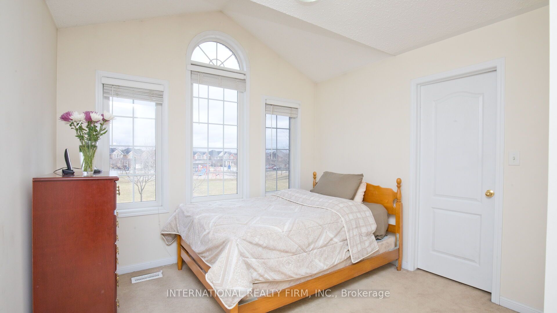 30 Benmore Crescent Property Photo 13