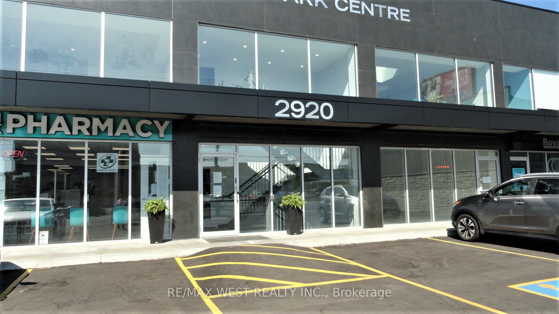 #ll2 - 2920 Dufferin Street Property Photo 1