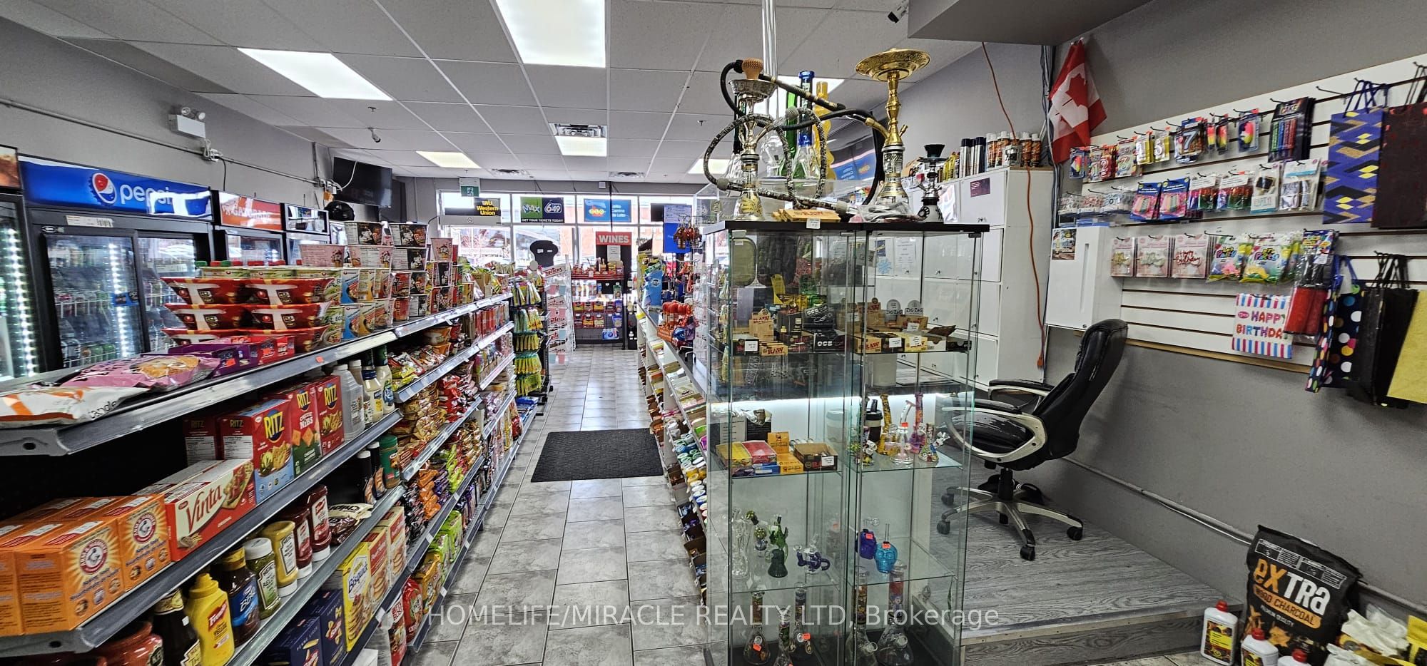 515 Dundas Street Property Photo 11