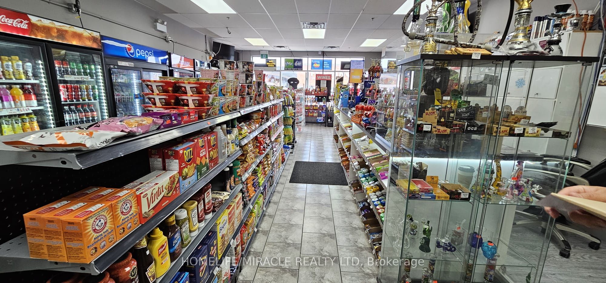 515 Dundas Street Property Photo 14