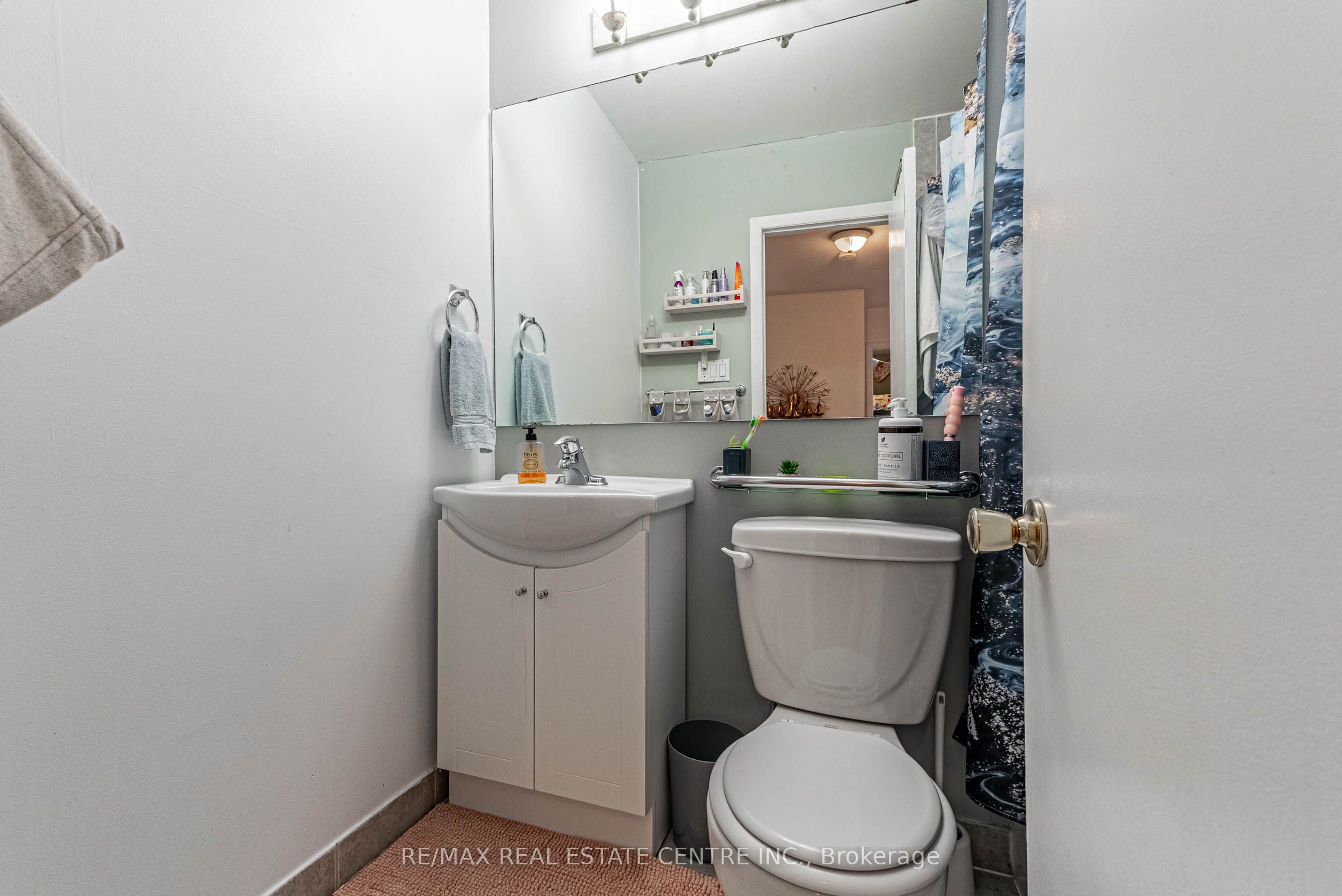 648-654 Francis Road Property Photo 15
