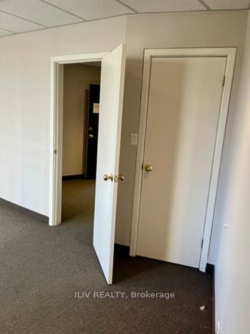 #suite 1 - 2487 Bloor Street Property Photo 6