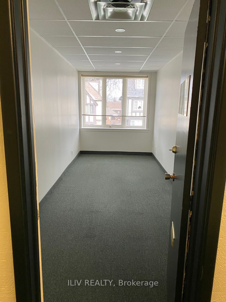 #suite 7 - 2487 Bloor Street Property Photo 3