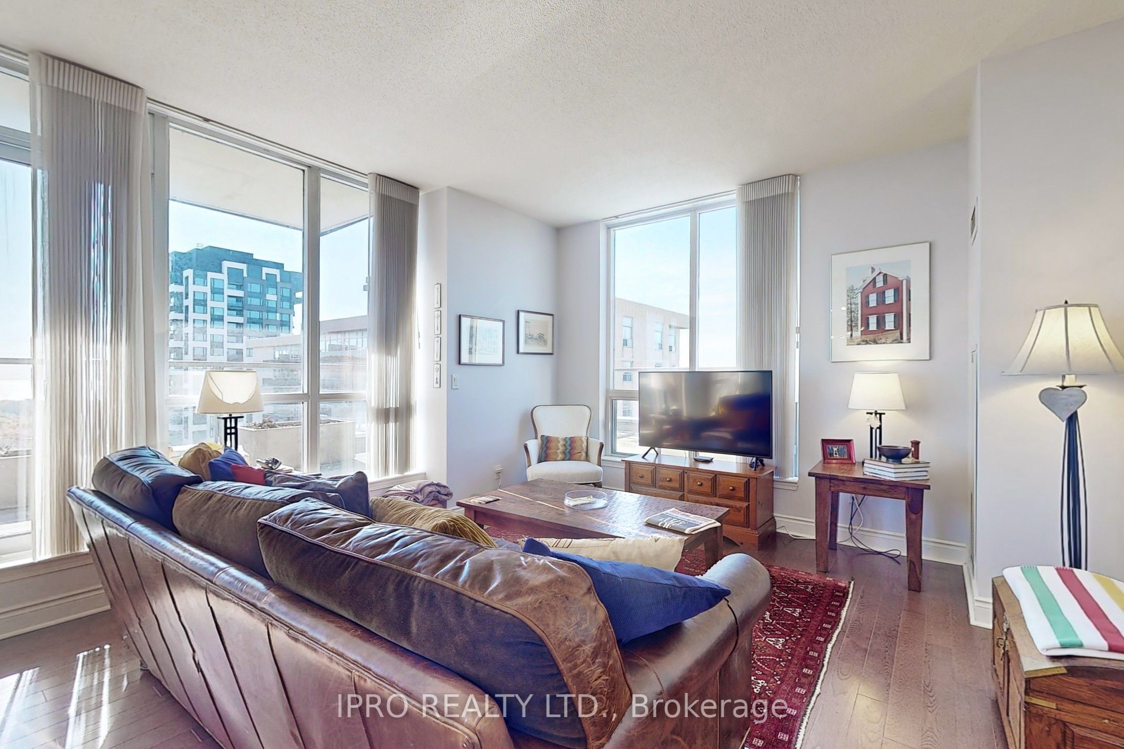 70 High Park Avenue 1804 Property Photo 5