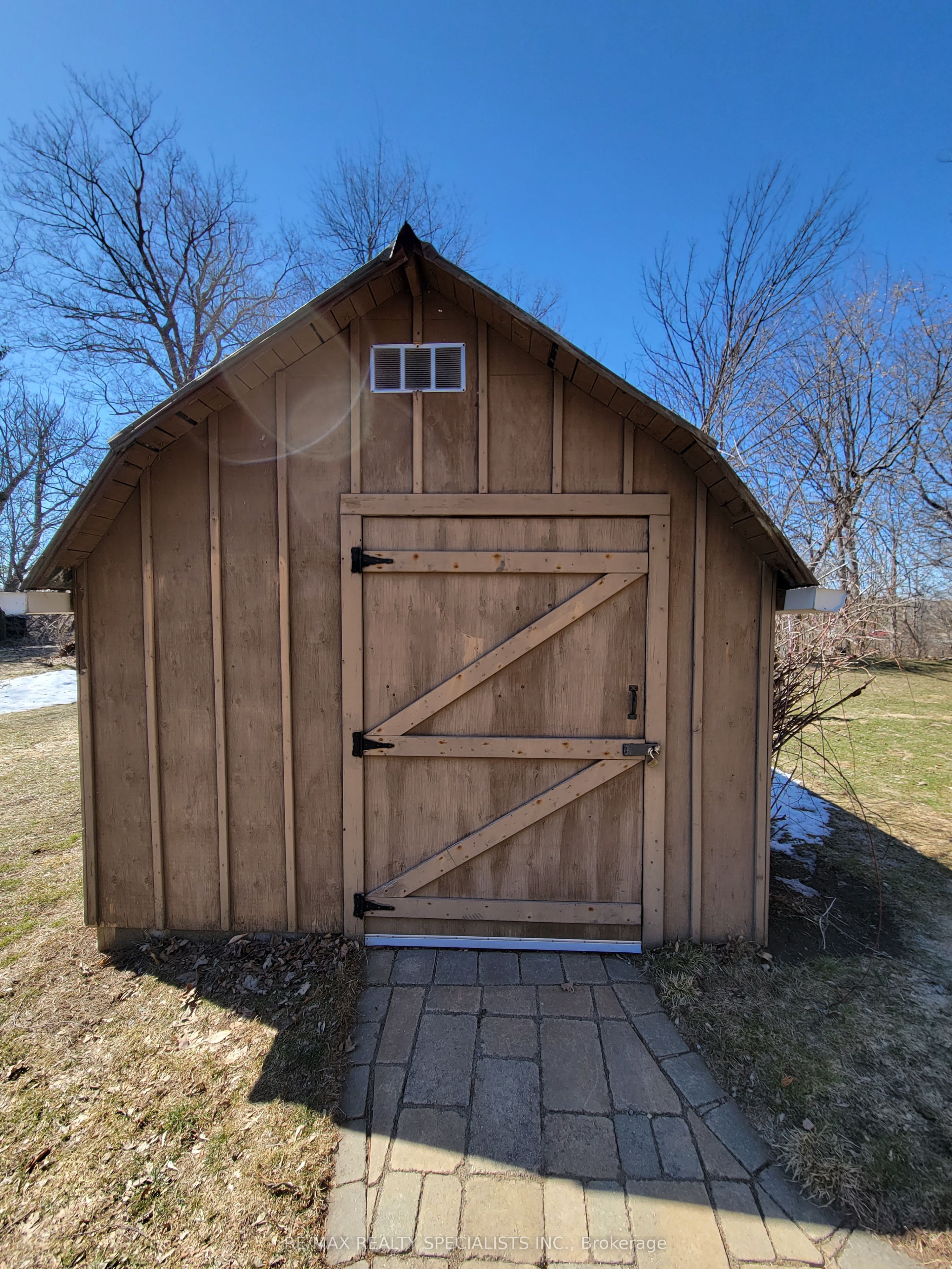 7940 Churchville Road W Property Photo 13