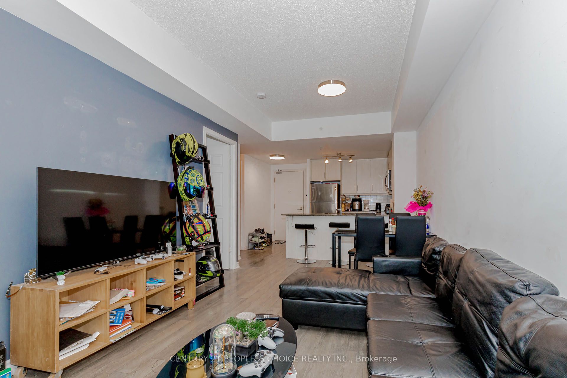 15 James Finlay Way 624 Property Photo 17