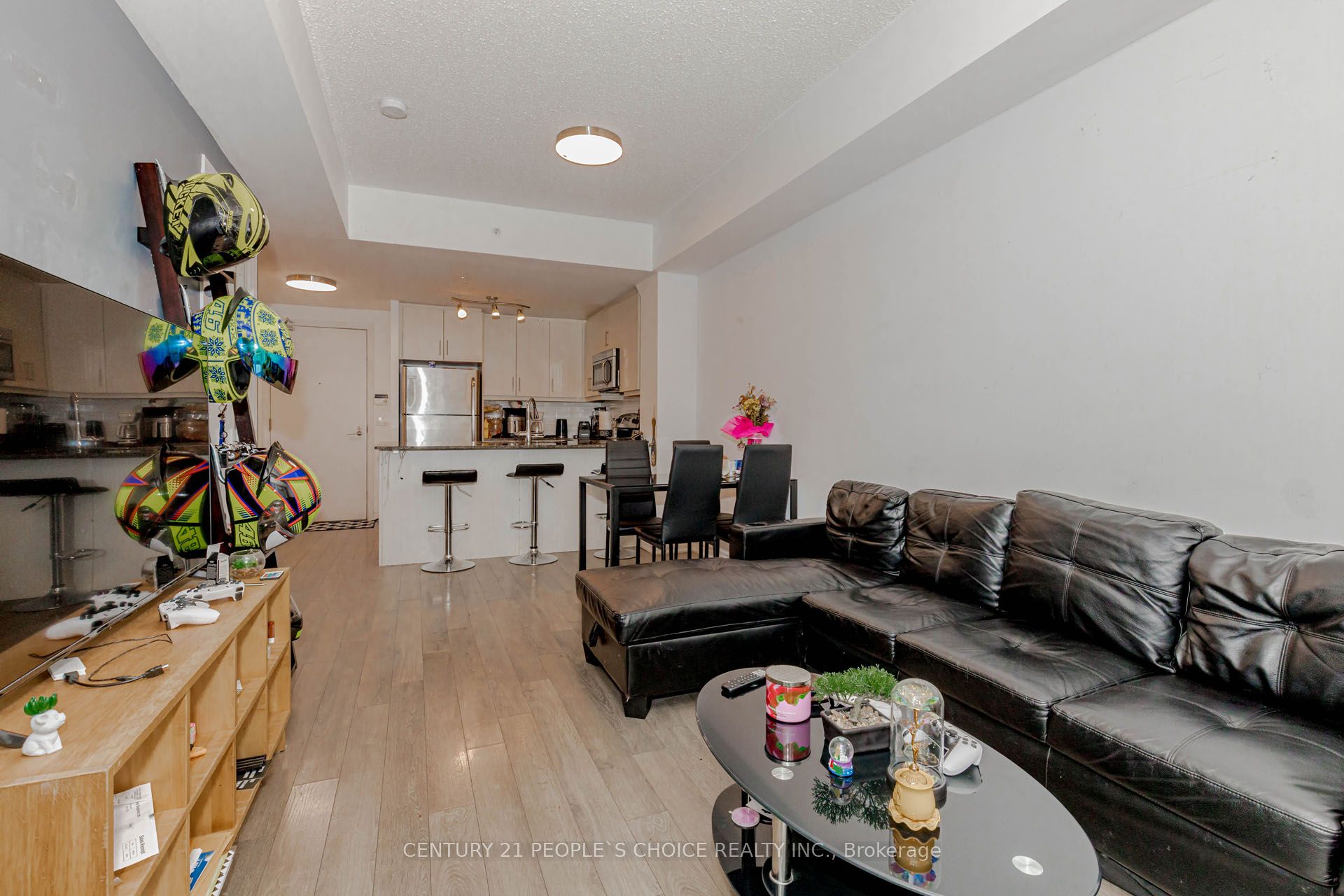 15 James Finlay Way 624 Property Photo 18