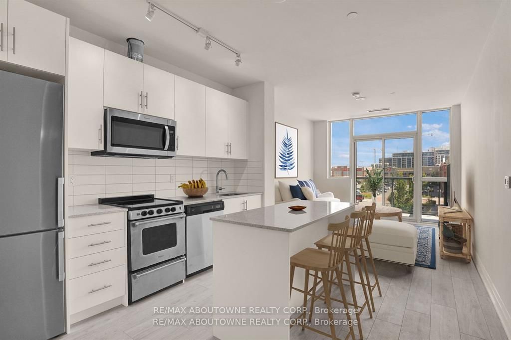 509 Dundas St W Property Photo 3
