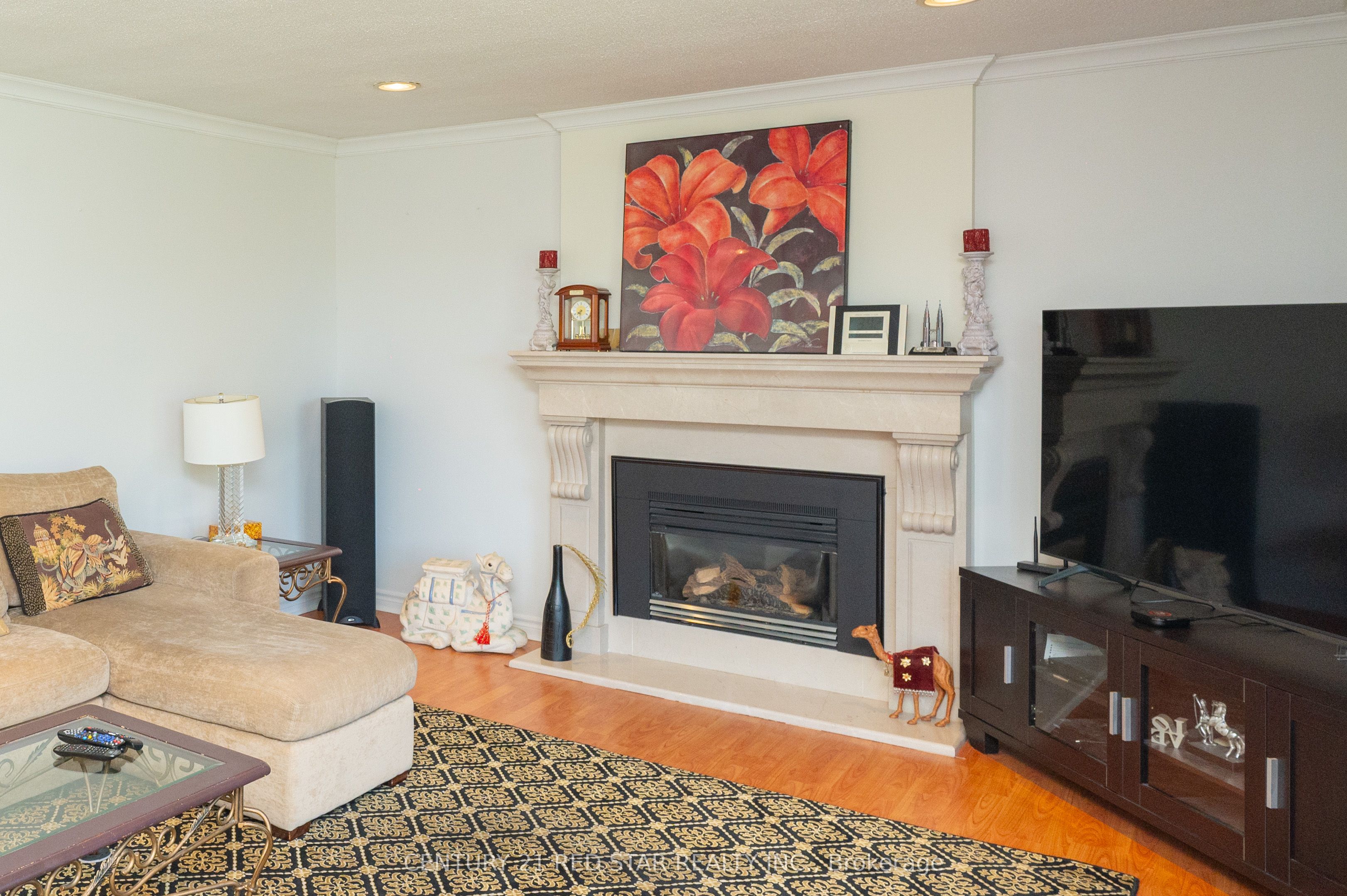 5955 Mayfield Road Property Photo 18