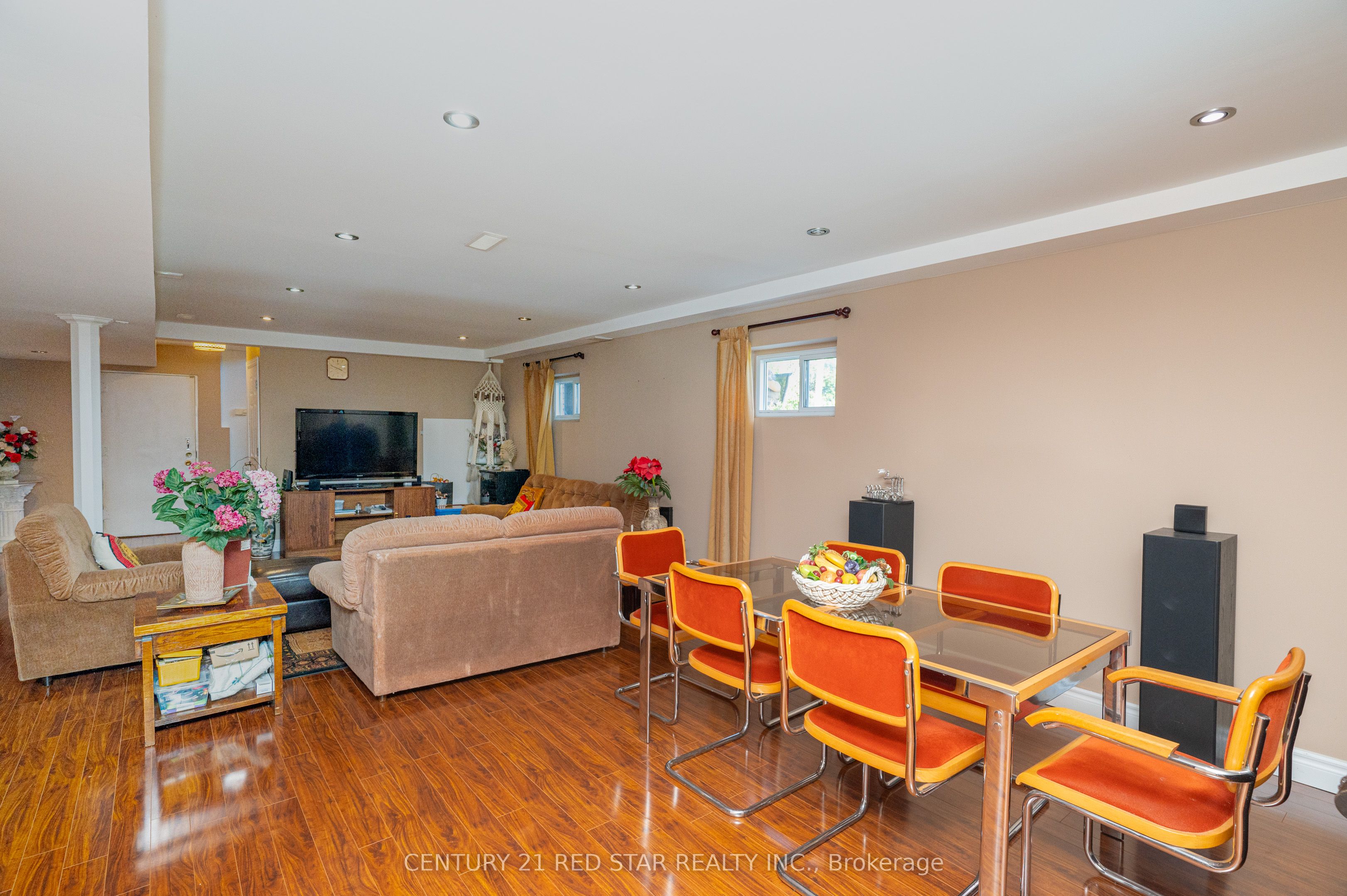 5955 Mayfield Road Property Photo 21