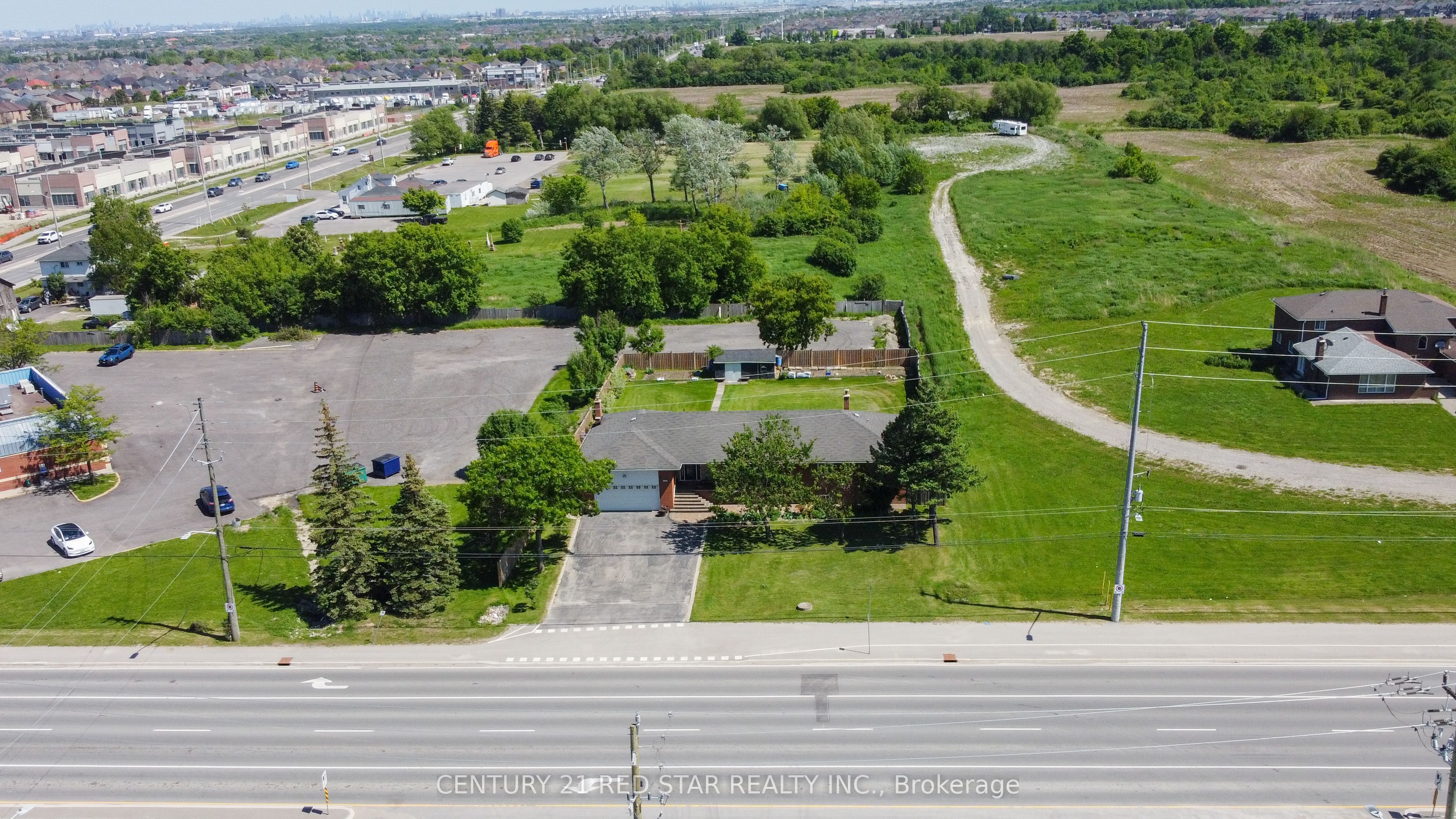 5955 Mayfield Road Property Photo 35