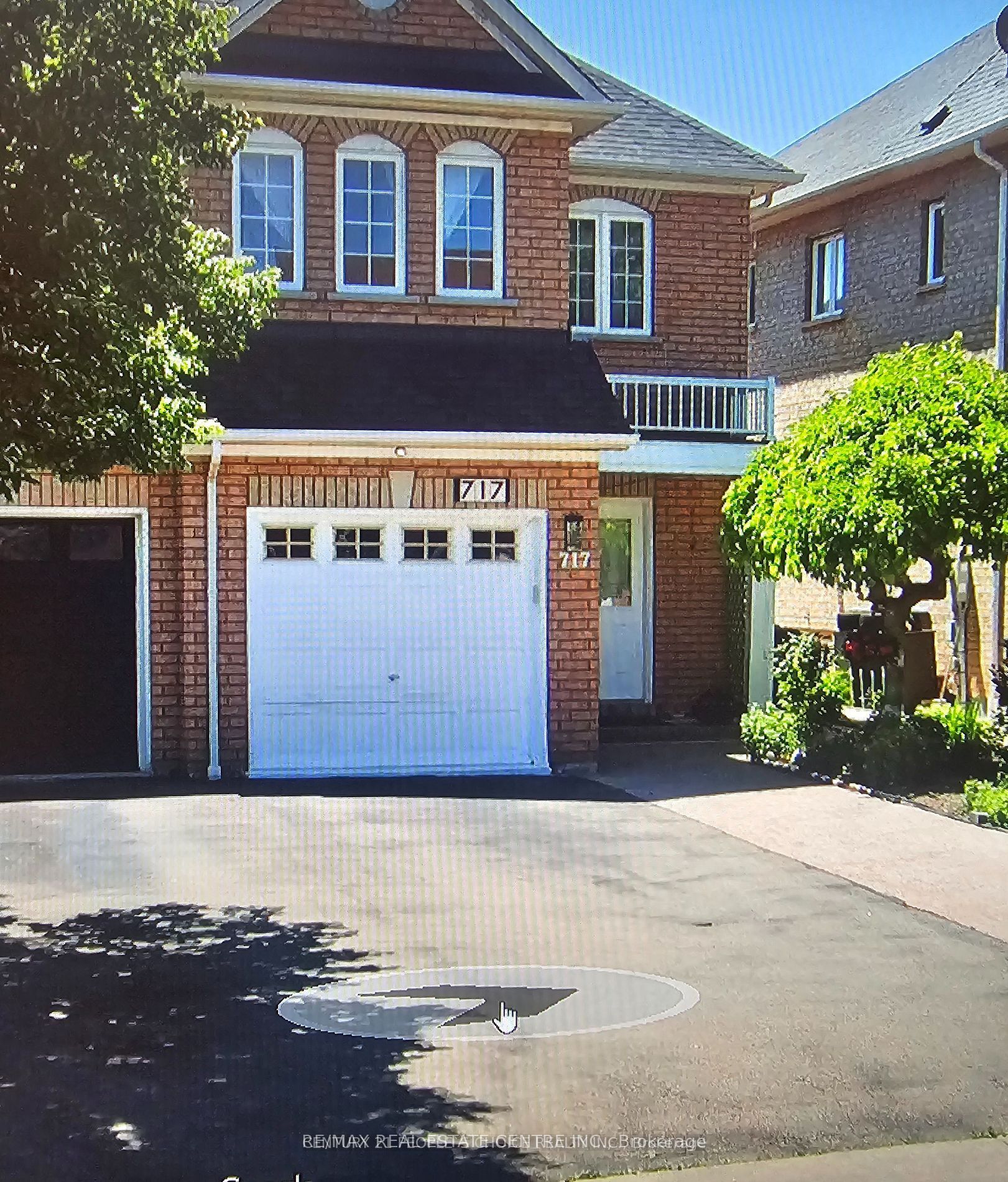 717 Dolly Bird Lane Property Photo 1