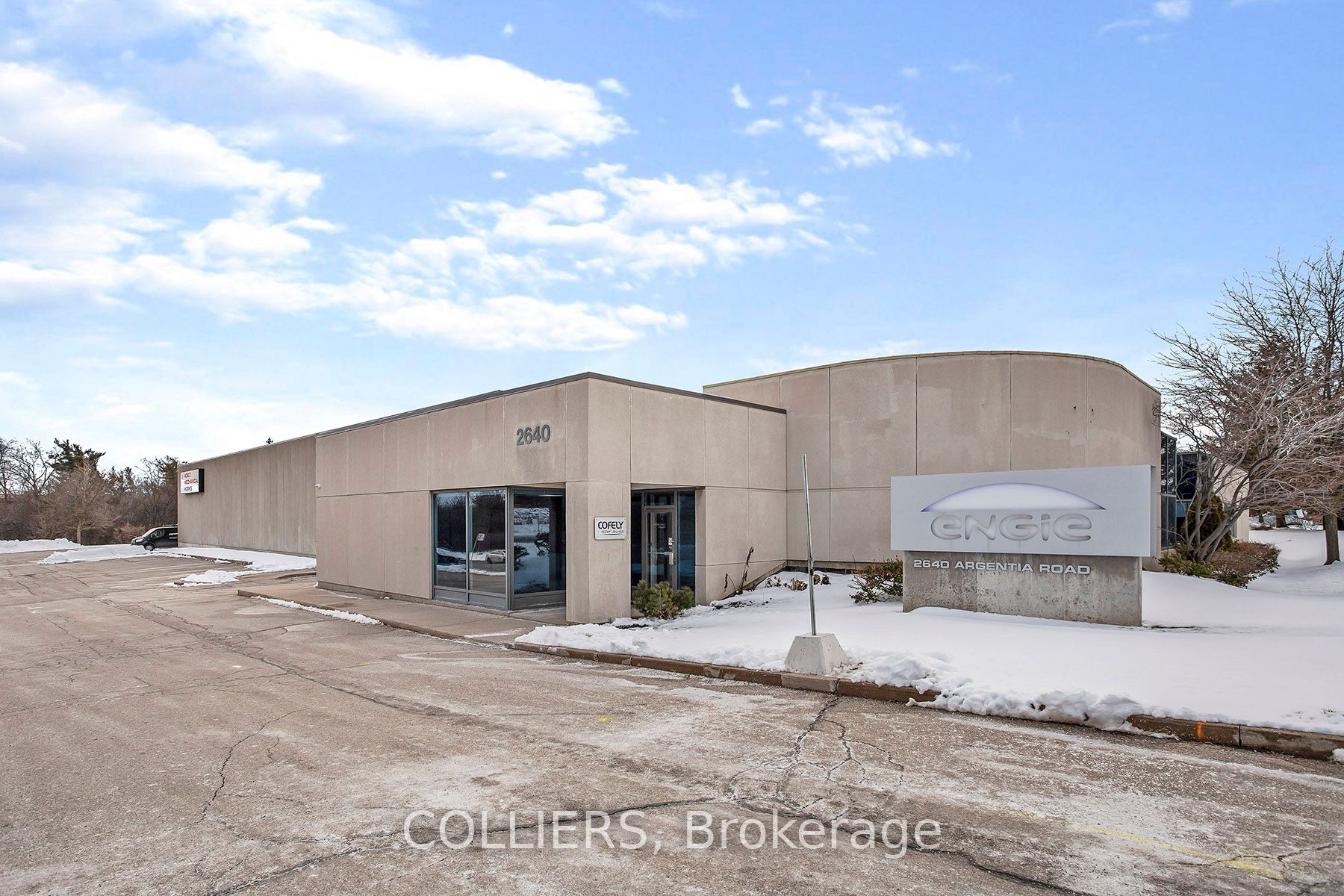 2640 Argentia Rd Property Photo 2