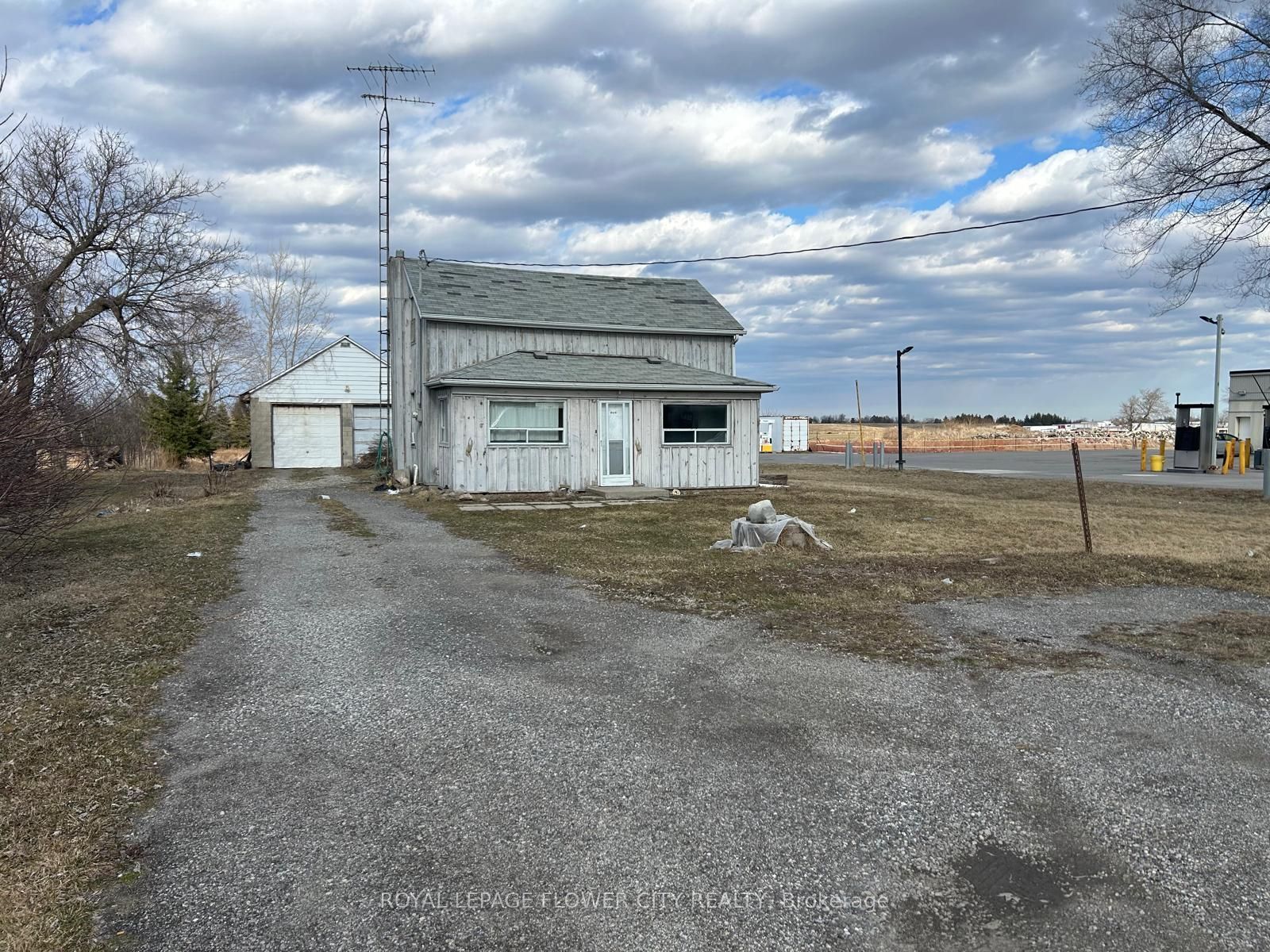 13961 Hurontario Street Property Photo 5
