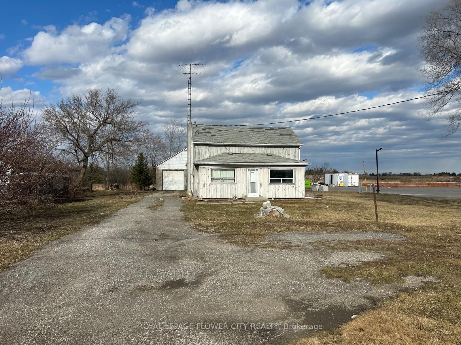 13961 Hurontario Street Property Photo 6
