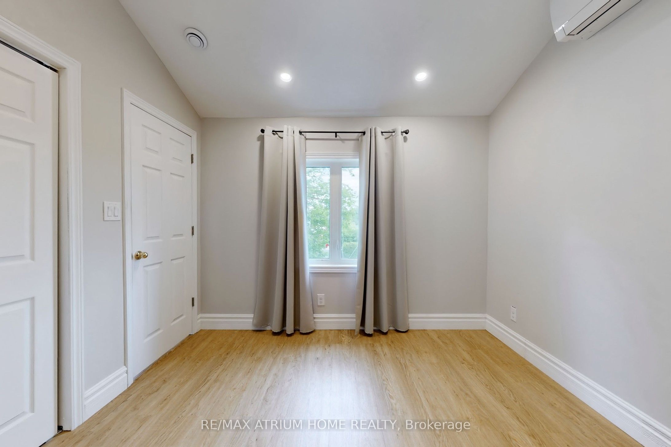 1242 Alexandra Avenue Property Photo 10