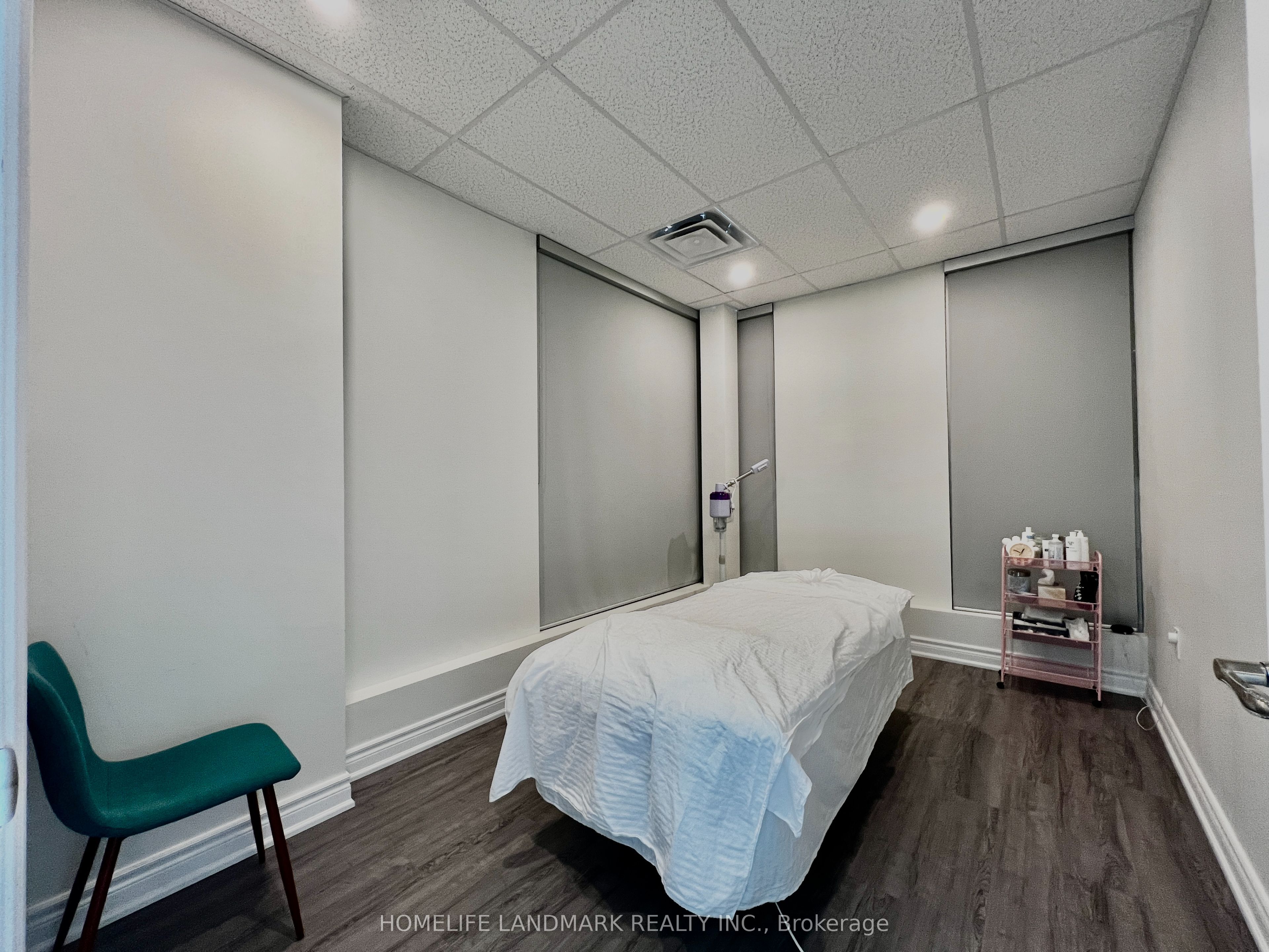 #unit 13 Property Photo 3