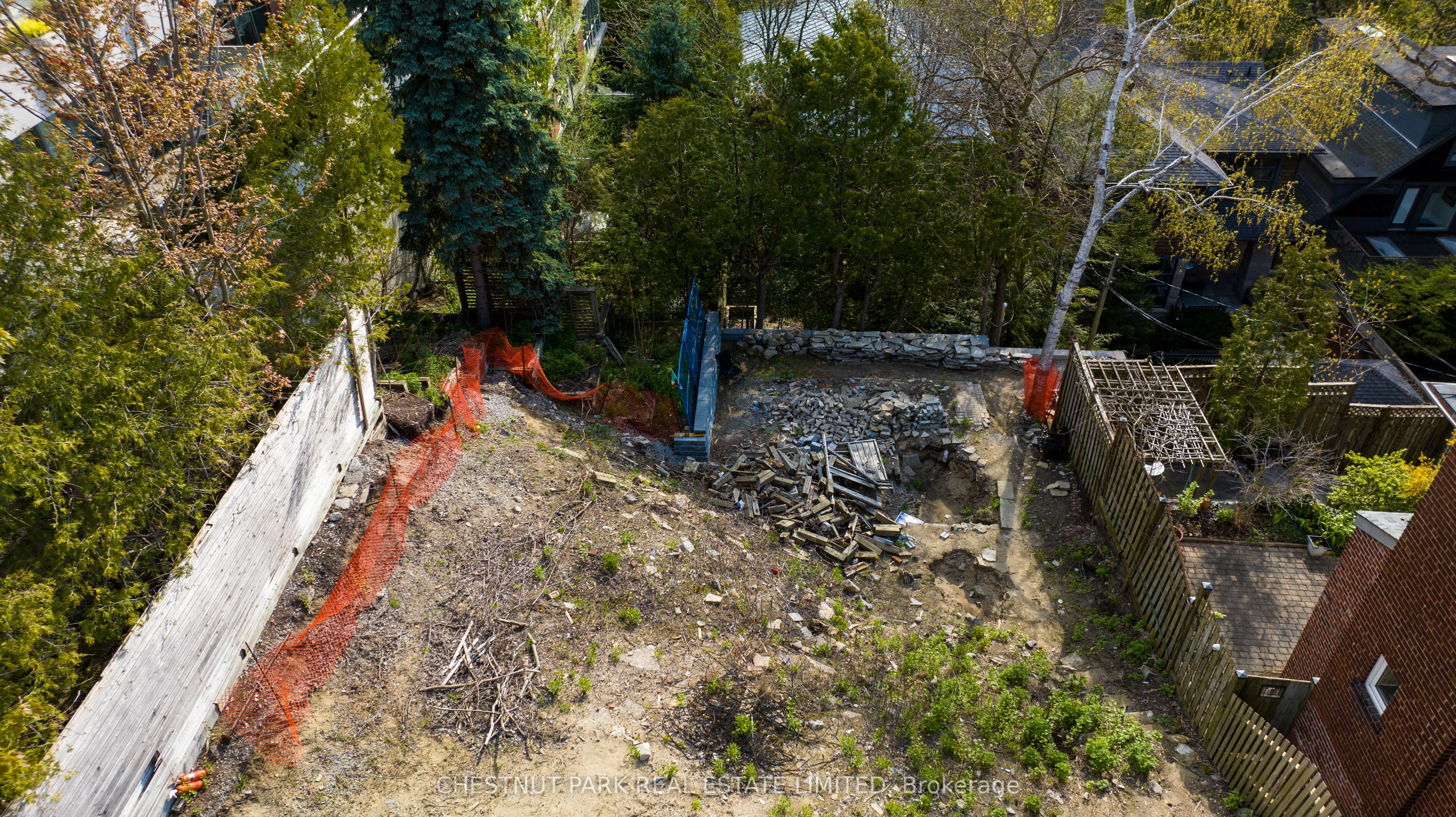 379 Ellis Park Road Property Photo 8