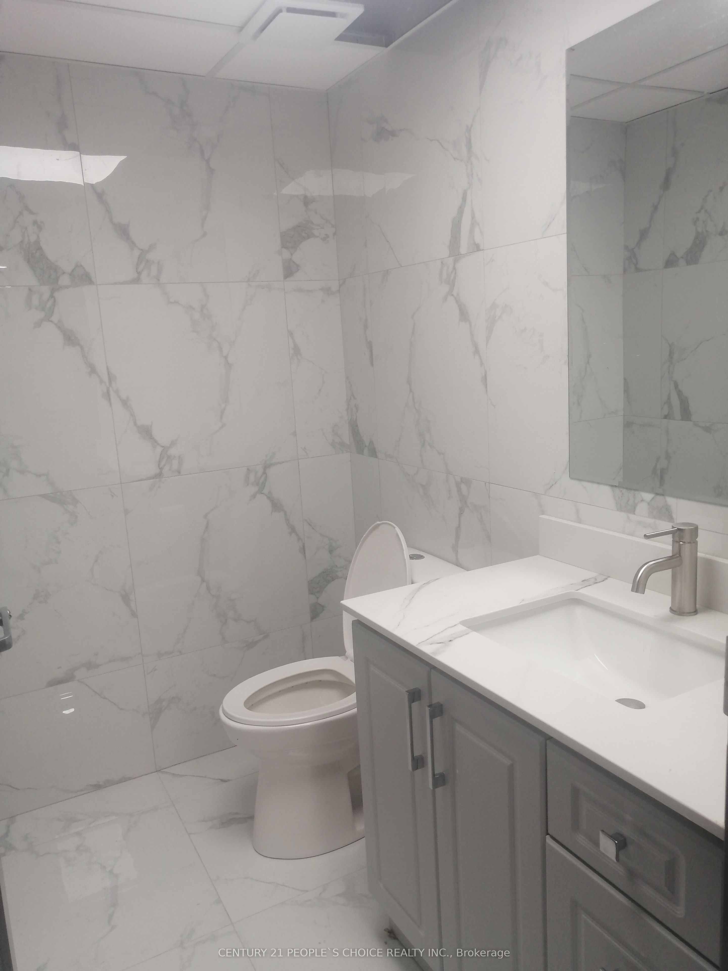 #113 #room 5 - 127 Westmore Drive Property Photo 7