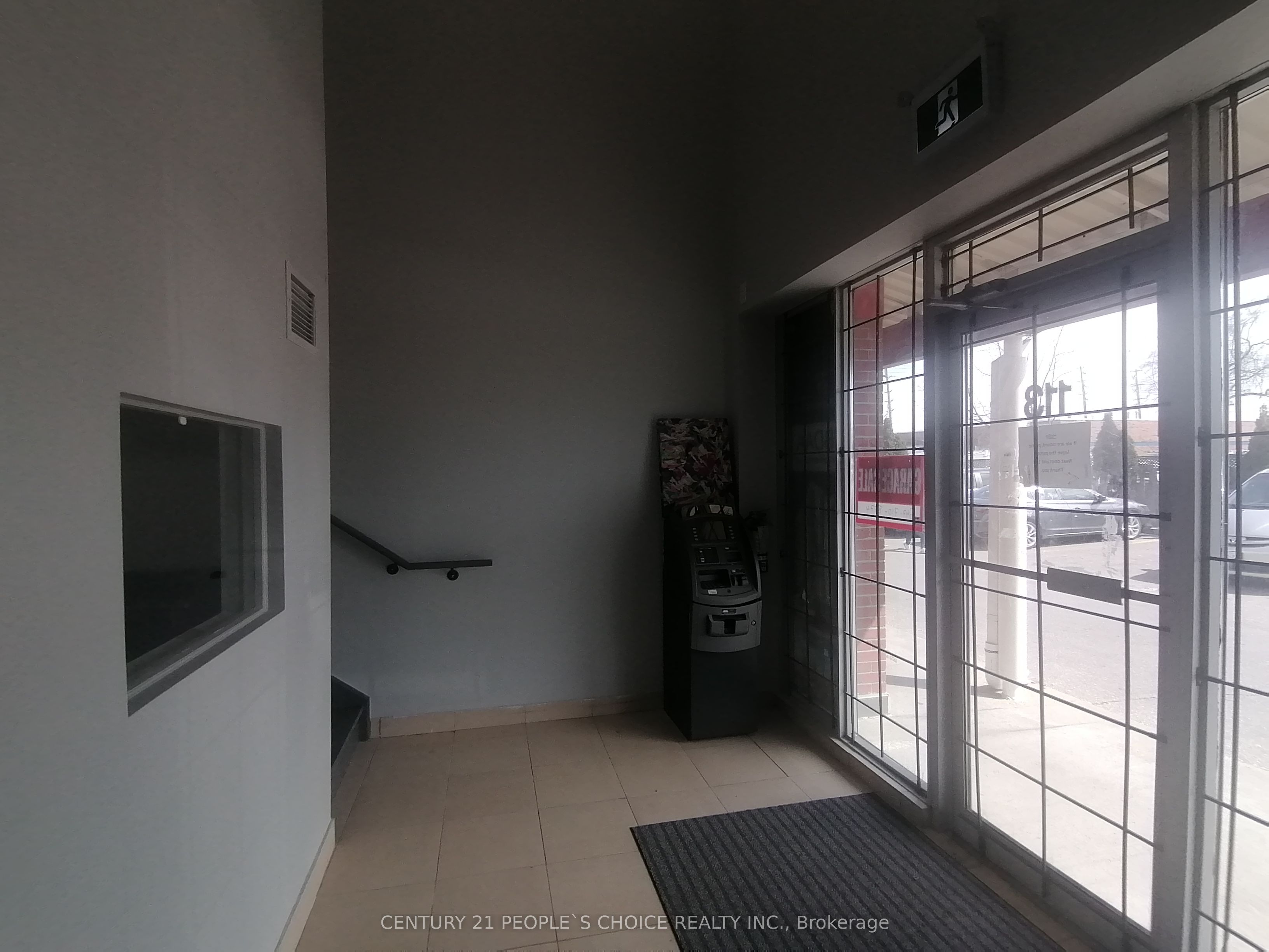 #113 #room 5 - 127 Westmore Drive Property Photo 11
