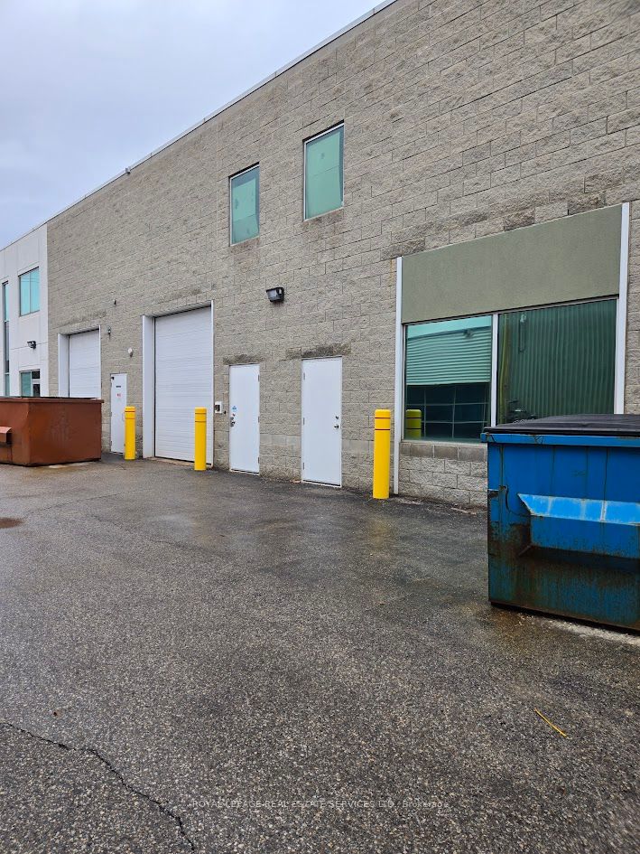 #3-4 - 3a Edvac Drive Property Photo 14