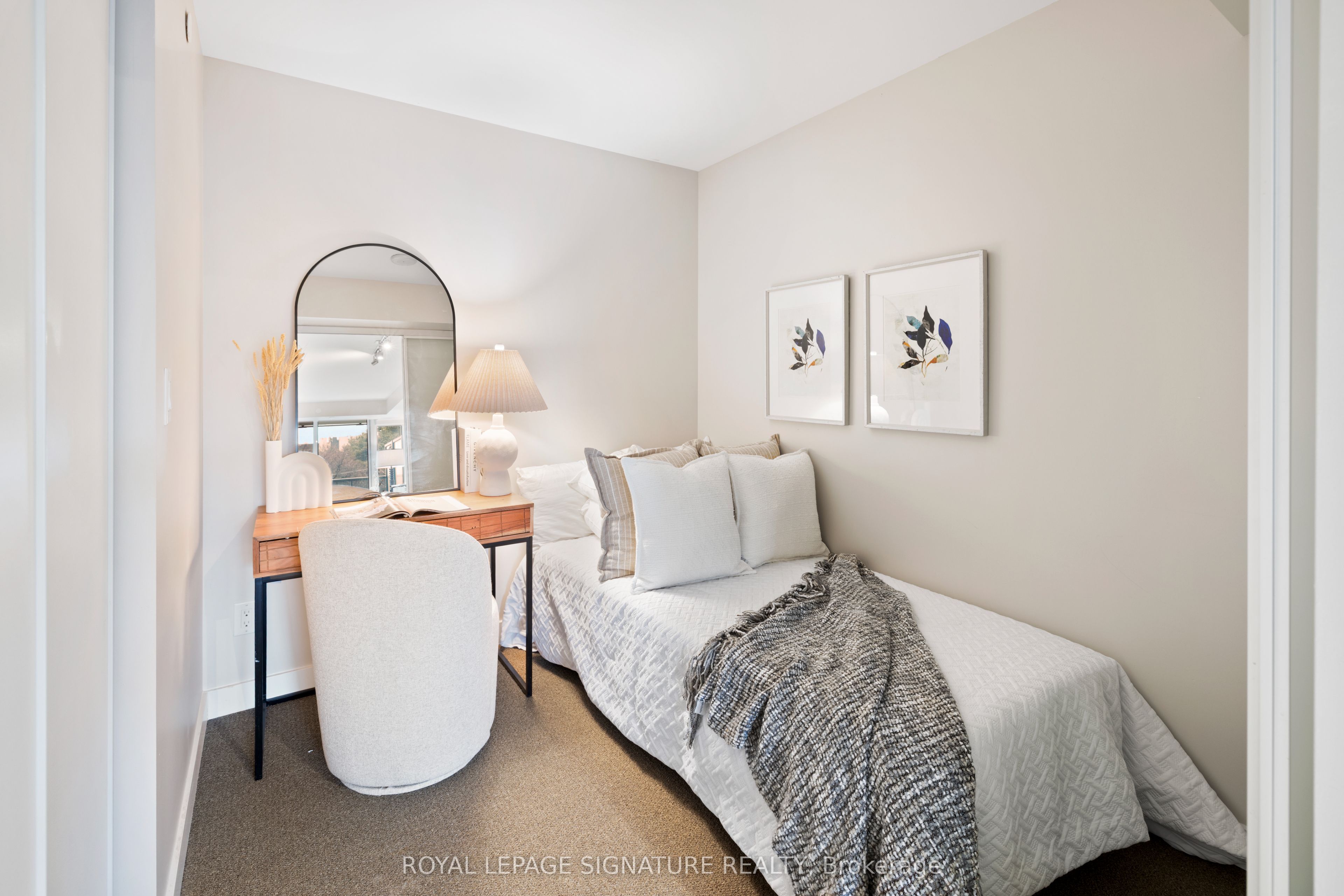 160 Flemington Road 312 Property Photo 8