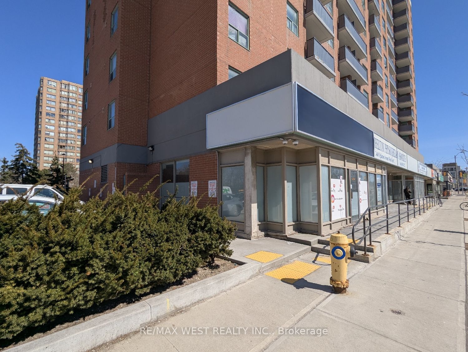 #unit 1 - 2468 Eglinton Avenue Property Photo 1