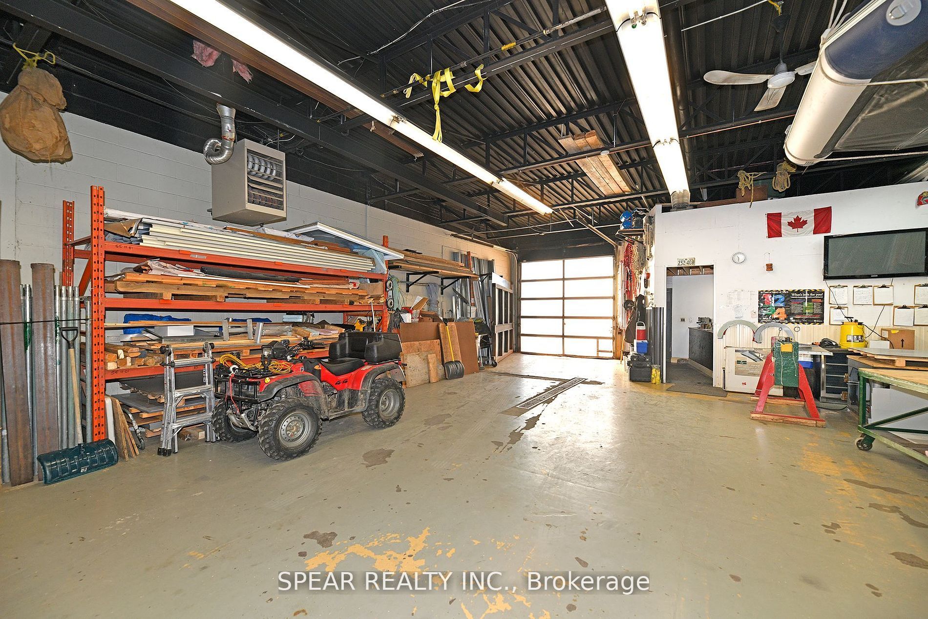 #b - 2290 Dixie Road Property Photo 5