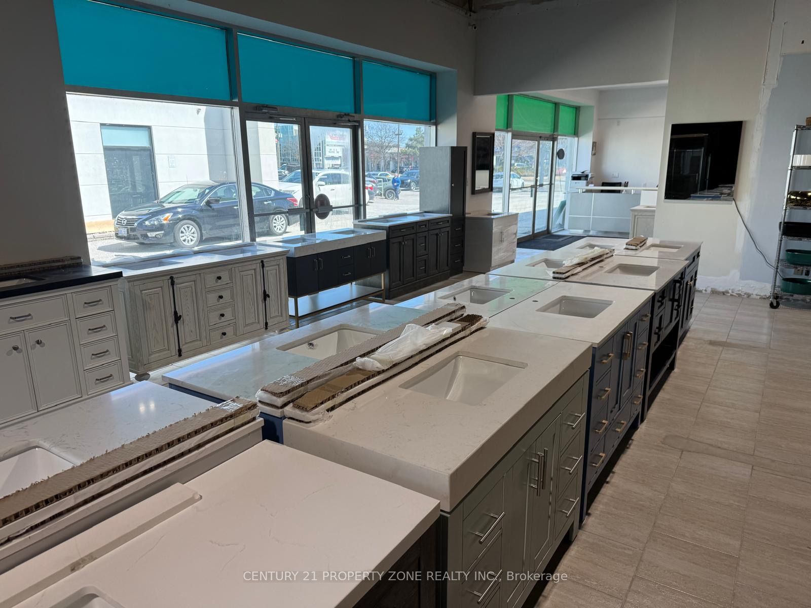 513 Speers Road Property Photo 1