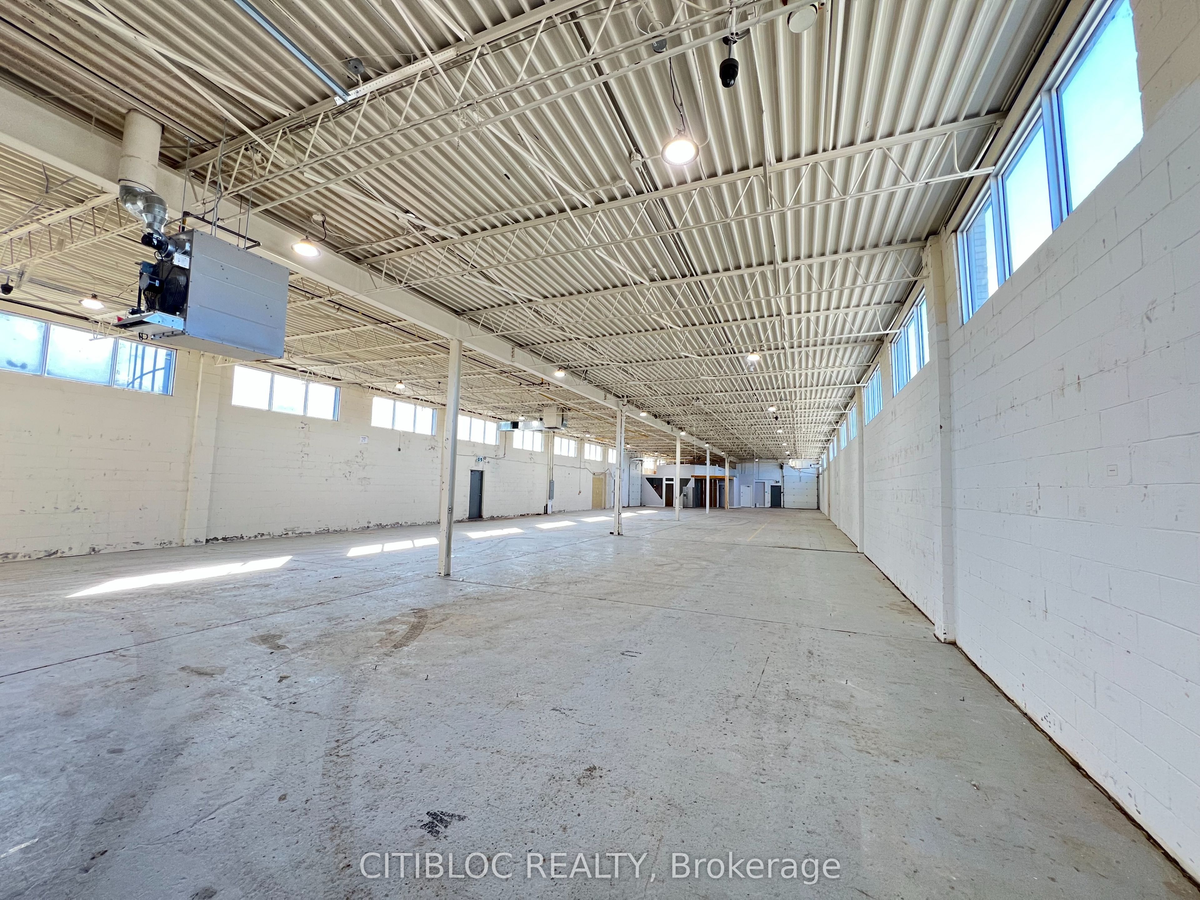 194 Bentworth Avenue Property Photo 2