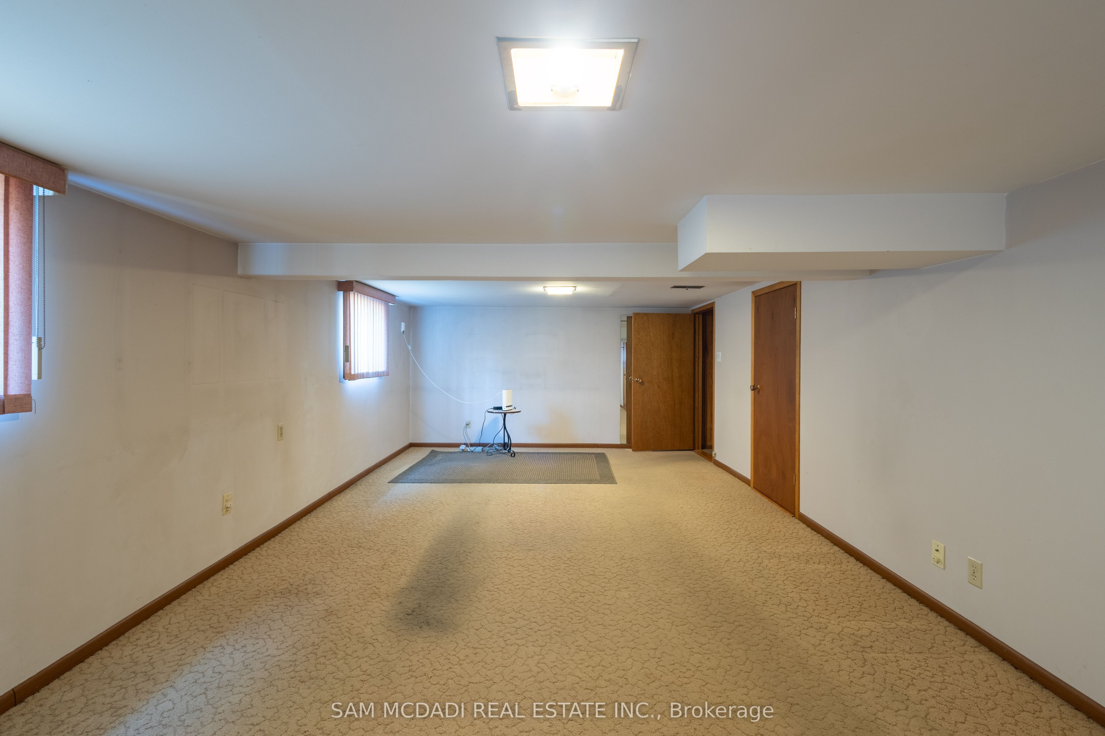 469 Evans Avenue Property Photo 31