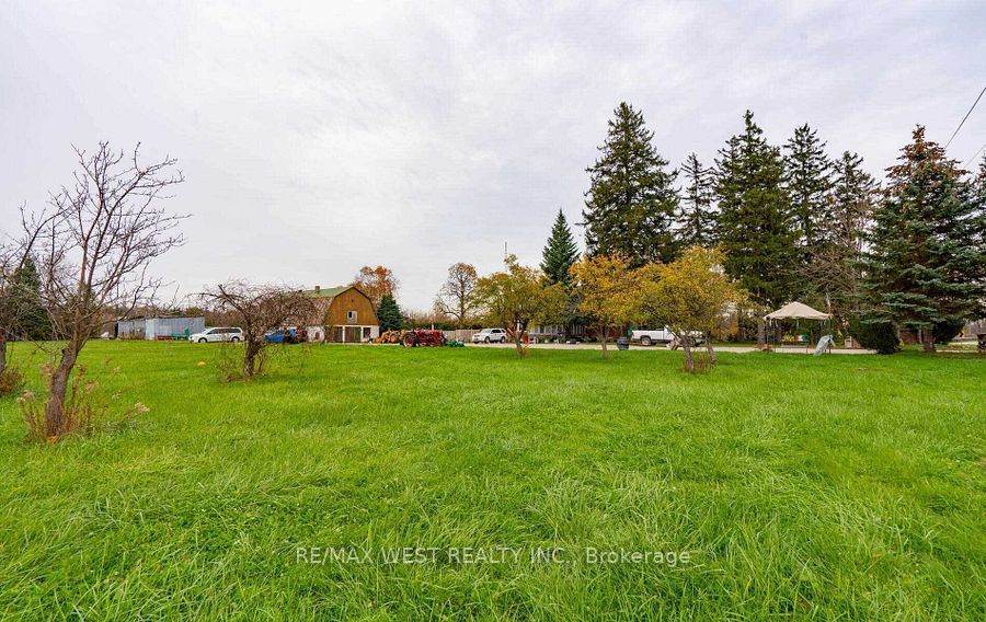 5193 Eighth Line Property Photo 5
