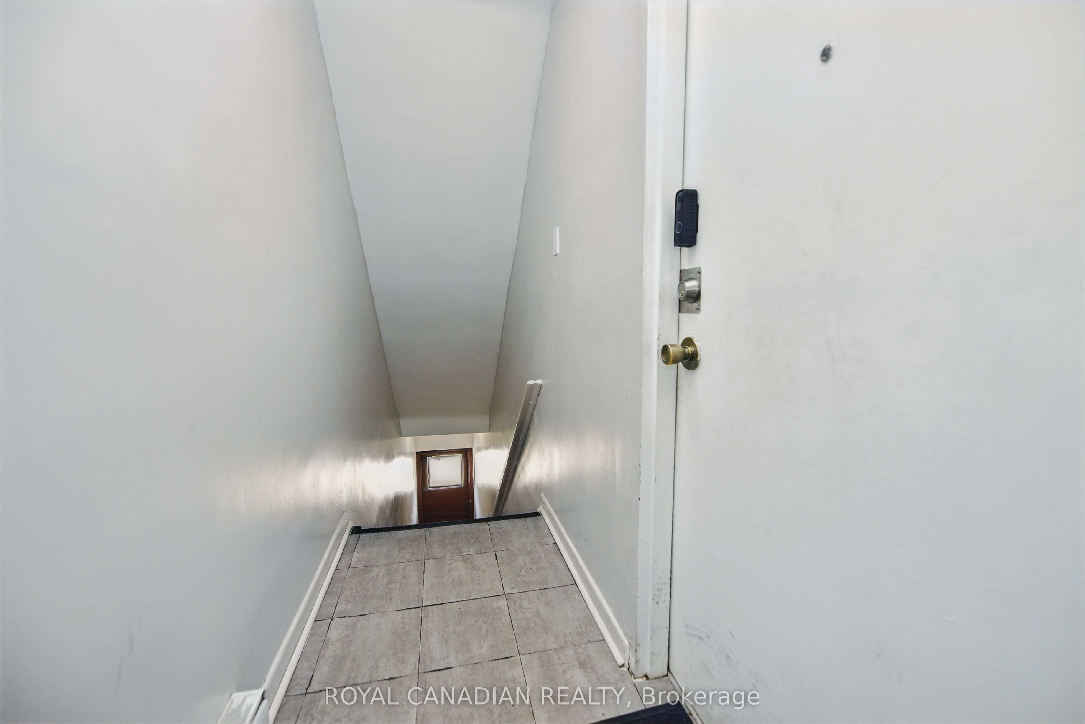 1848 Lakeshore Road Property Photo 6