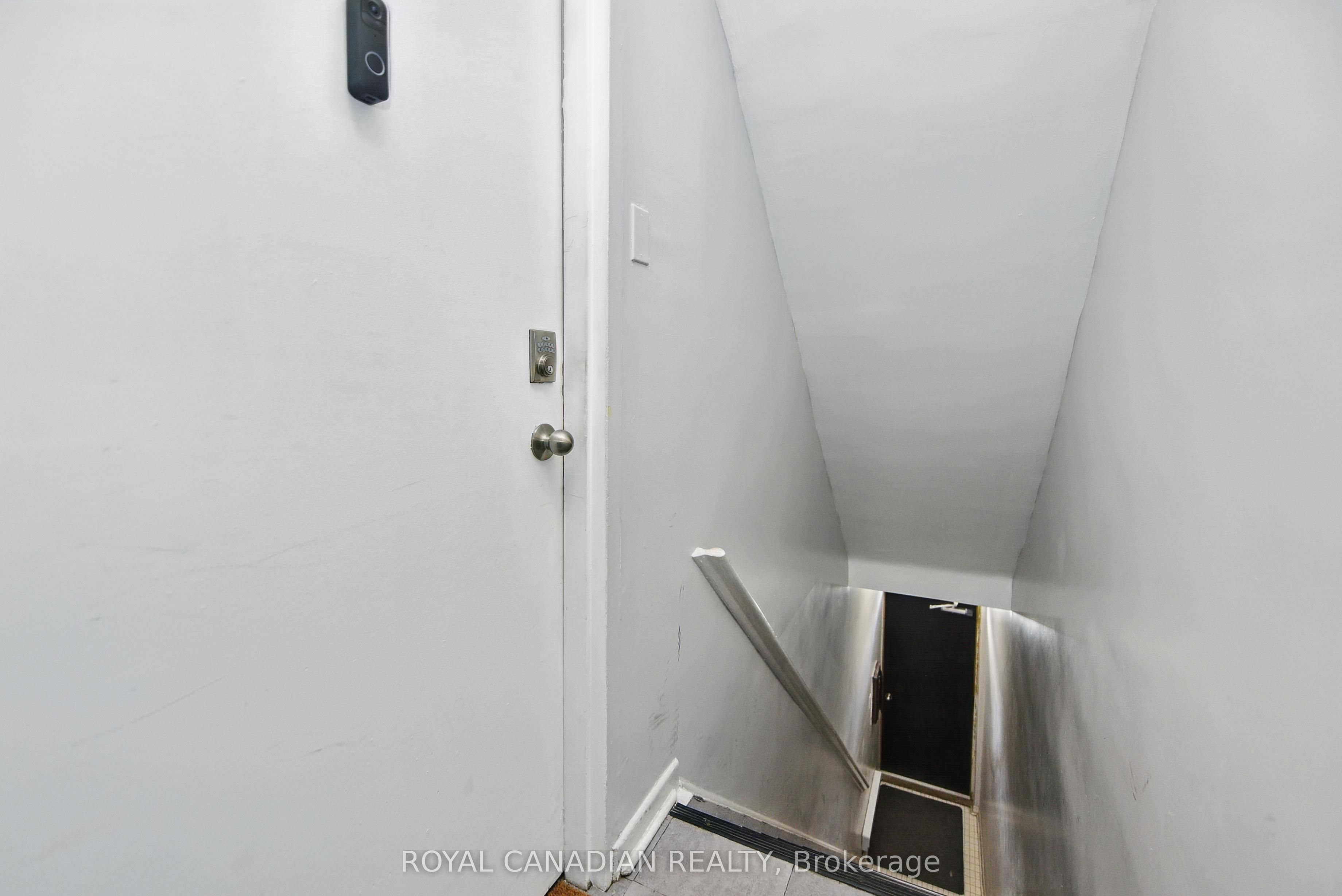 1848 Lakeshore Road Property Photo 7