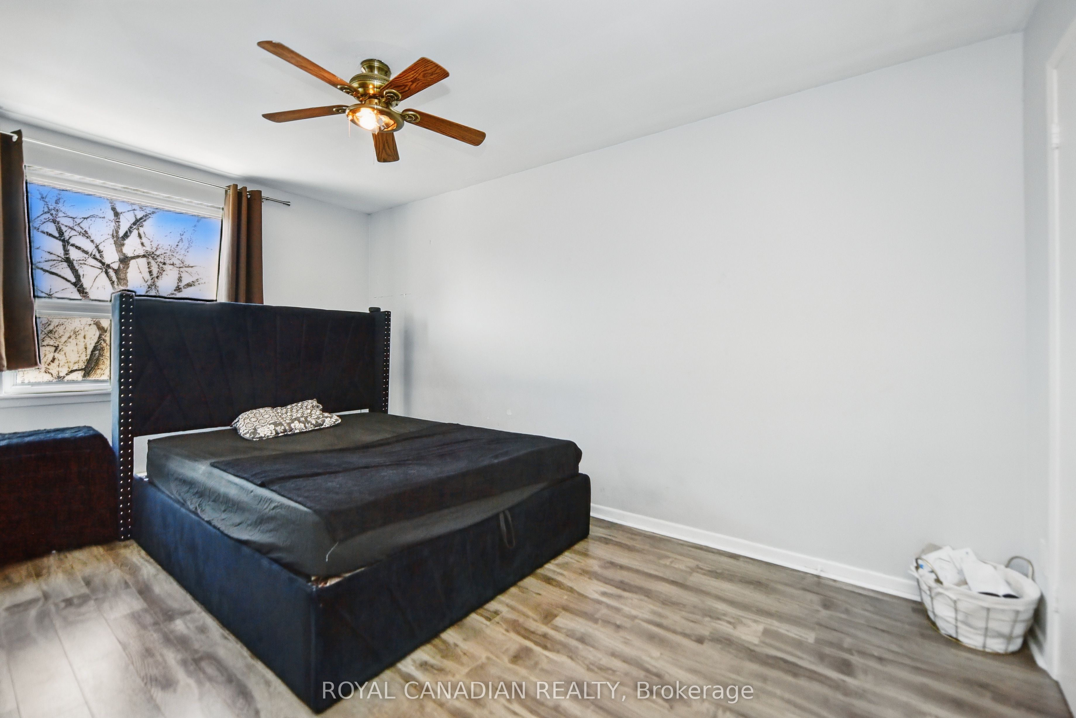 1848 Lakeshore Road Property Photo 13