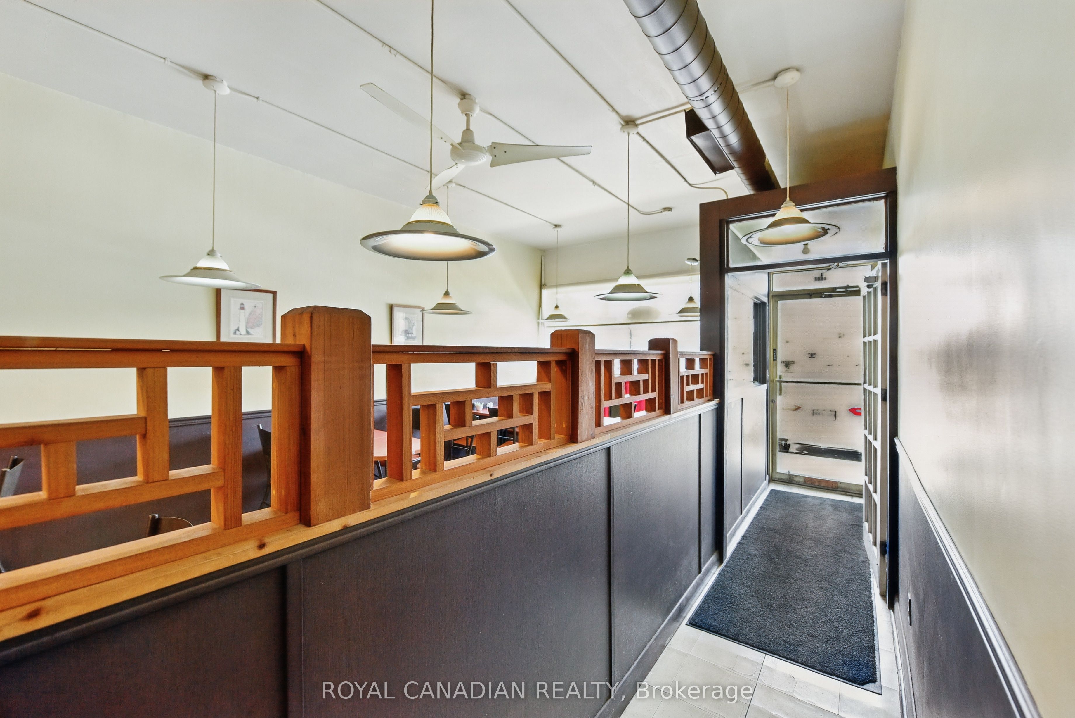 1848 Lakeshore Road Property Photo 29